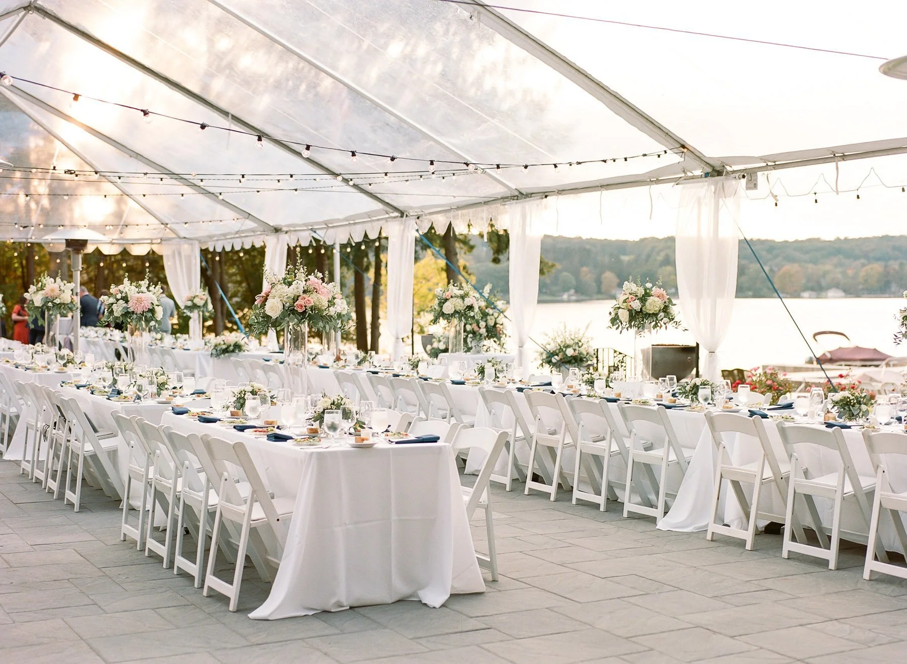 Brewster Inn Wedding by Michelle Lange Photography-44.jpg