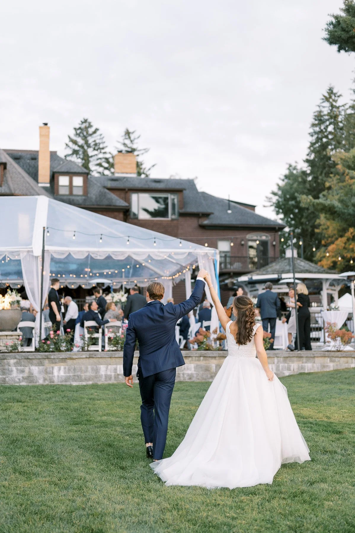 Brewster Inn Wedding by Michelle Lange Photography-64.jpg