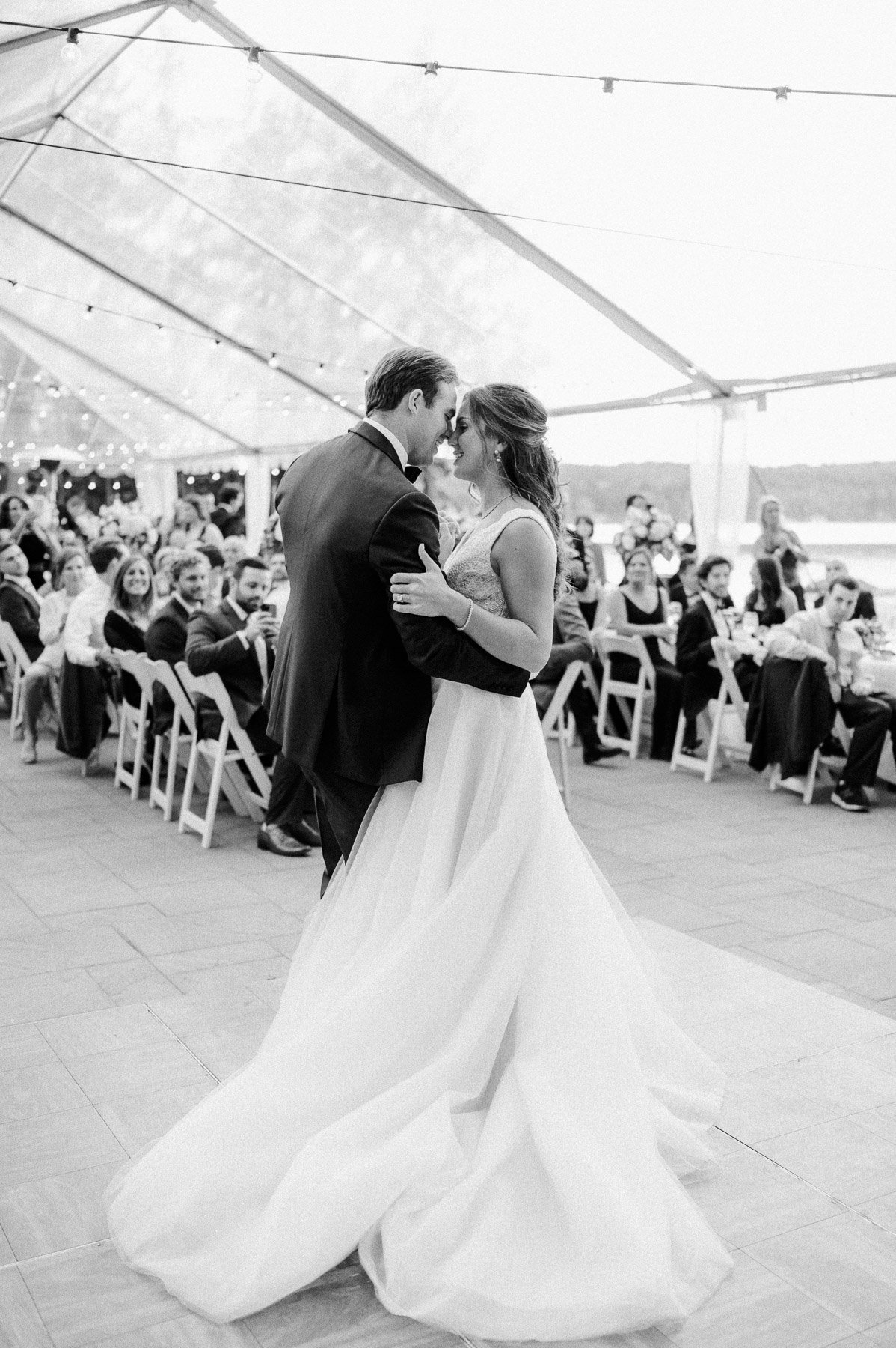 Brewster Inn Wedding by Michelle Lange Photography-68.jpg