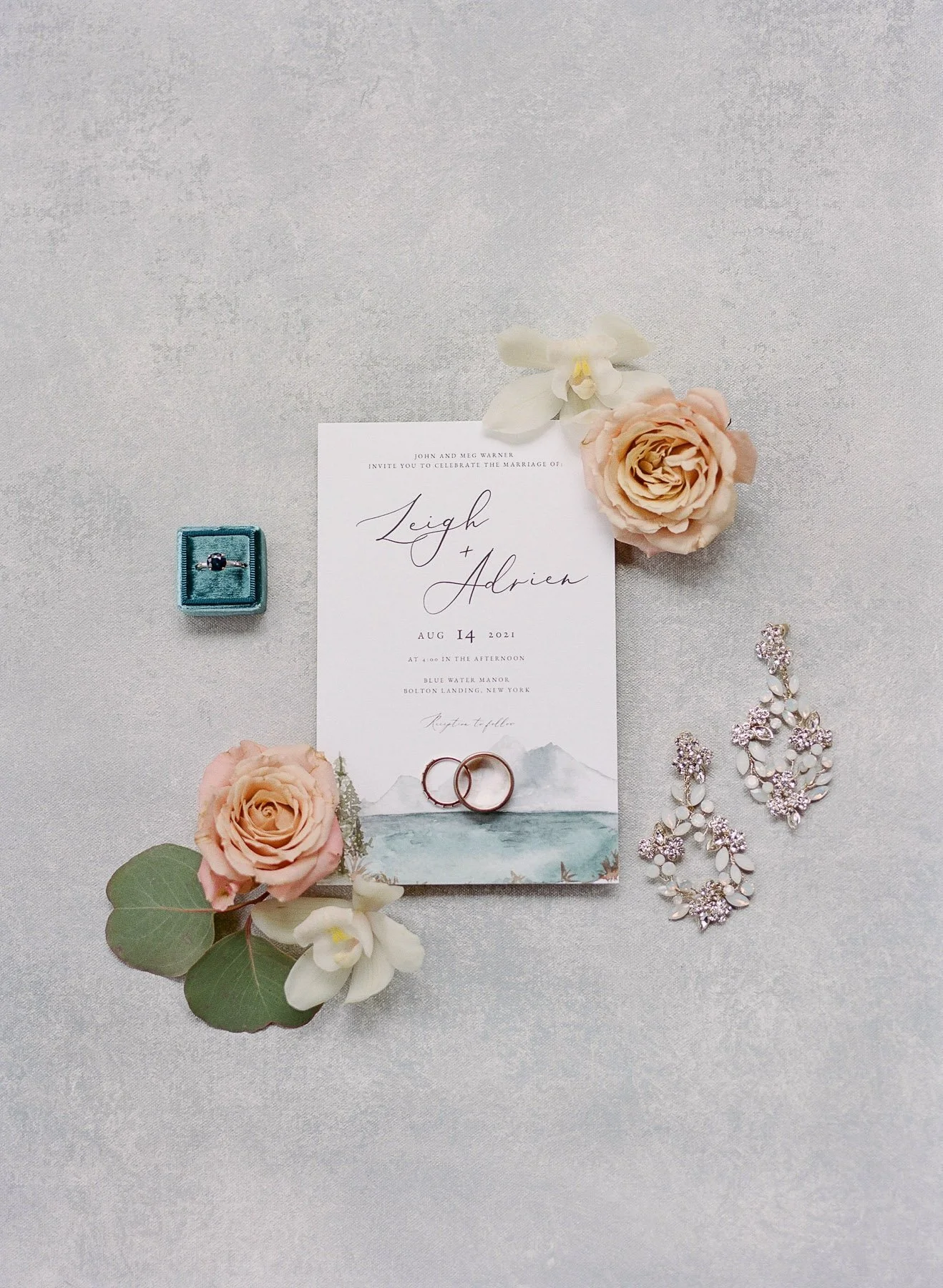 Blue Water Manor Lake George Wedding by Michelle Lange Photography-4.jpg