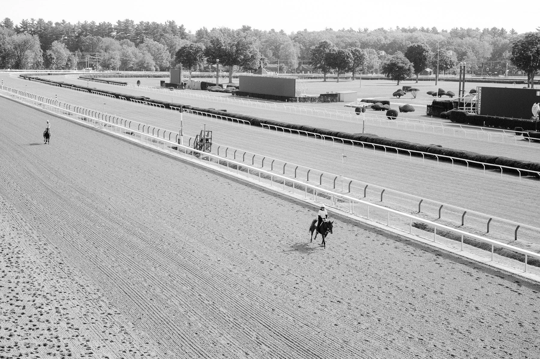 Saratoga Race Track Wedding by Michelle Lange Photography-8.jpg