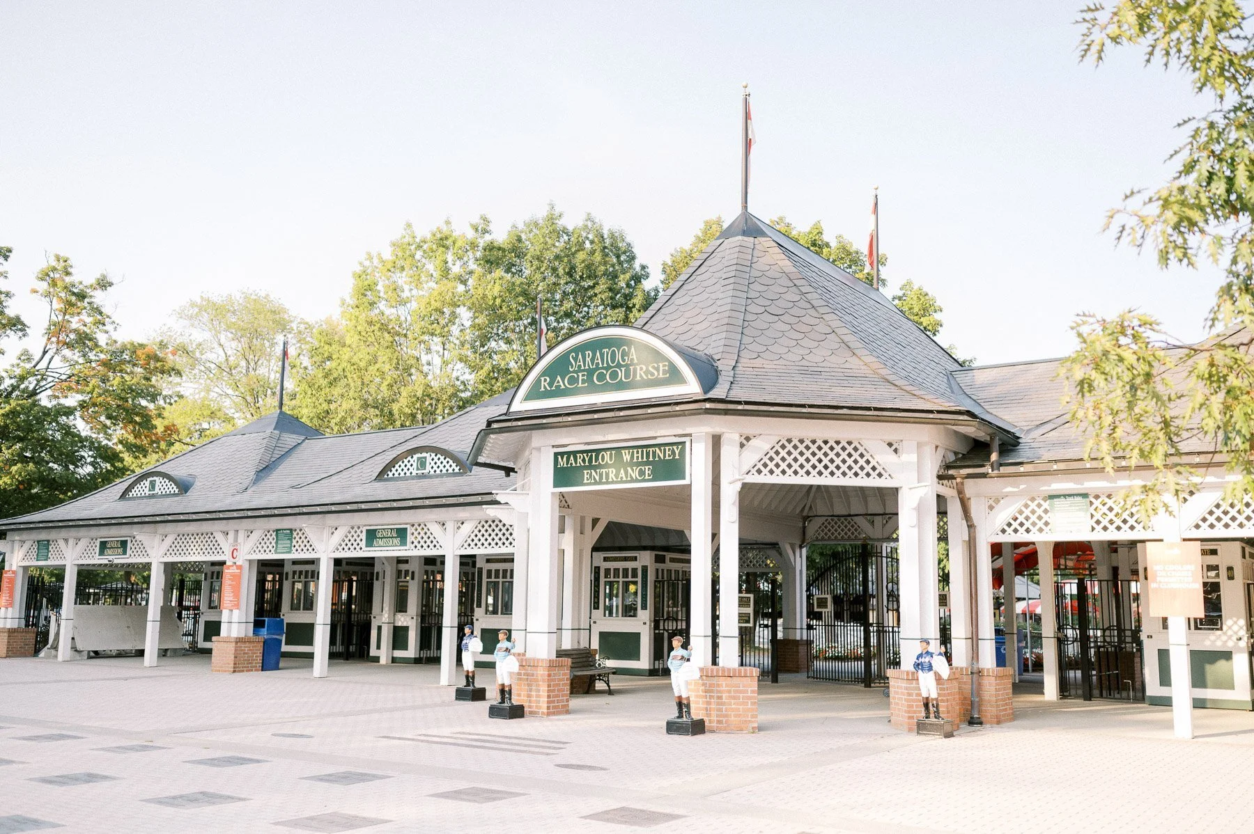 Saratoga Race Track Wedding by Michelle Lange Photography-137.jpg