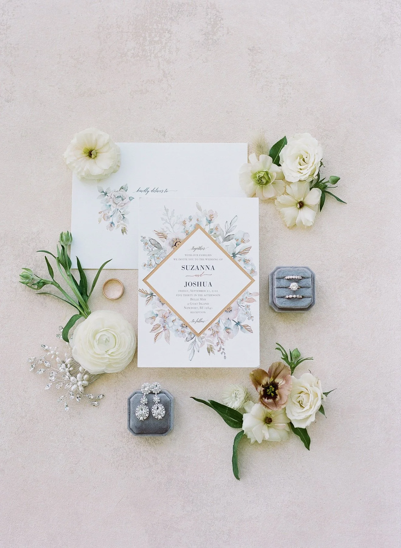 Newport Belle Mer Wedding by Michelle Lange Photography-1.jpg