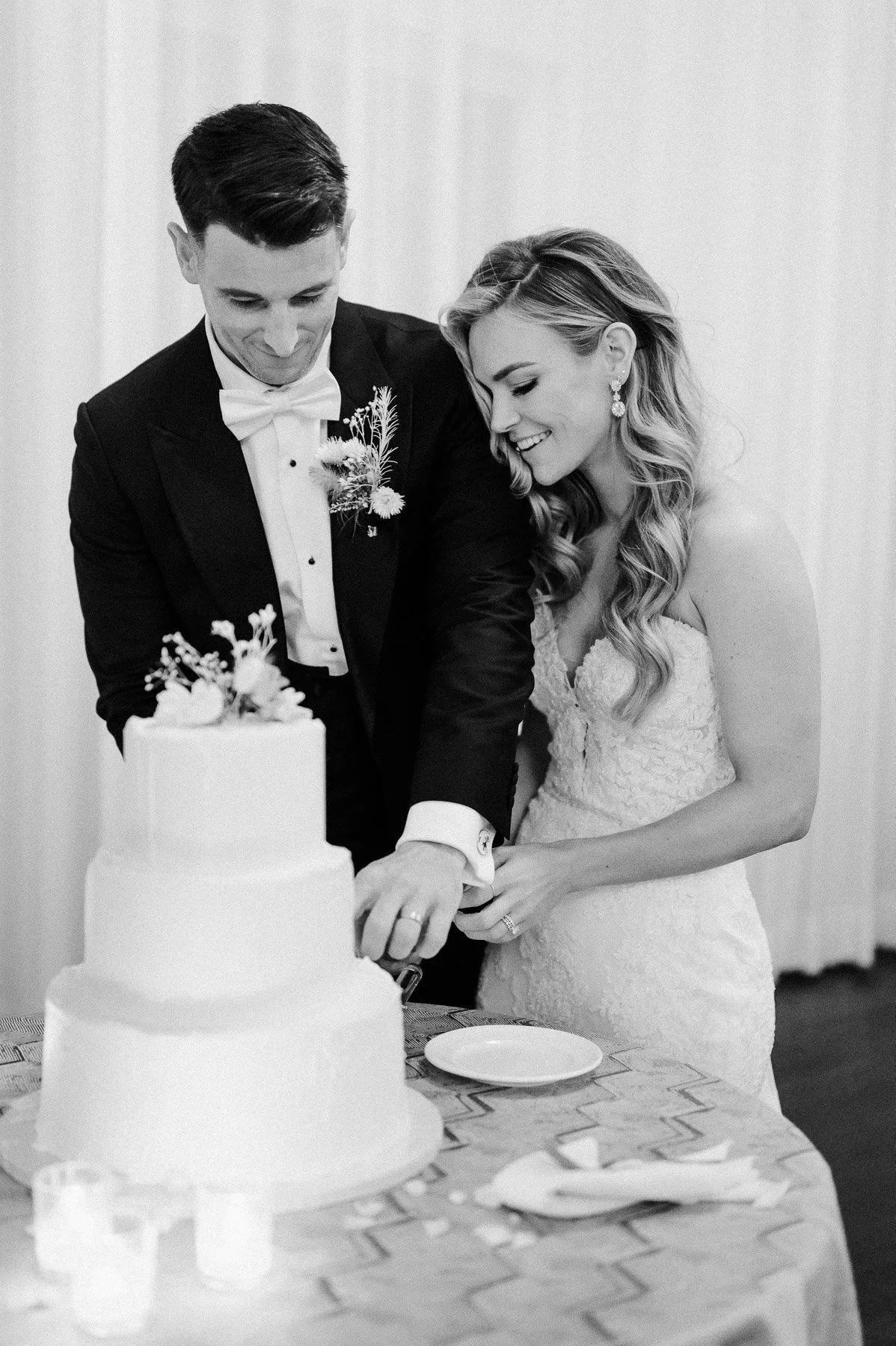 Newport Belle Mer Wedding by Michelle Lange Photography-73.jpg