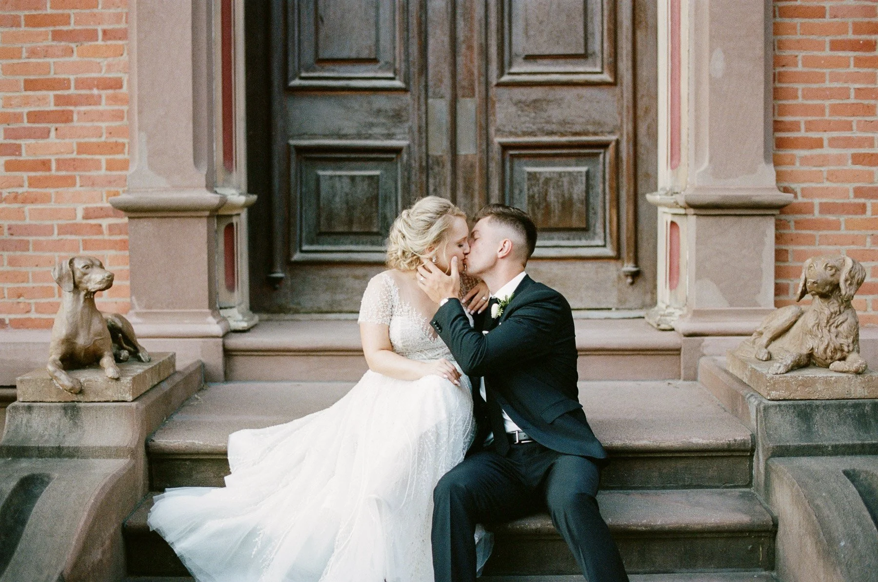 Canfield Casino Wedding by Michelle Lange Photography-87.jpg