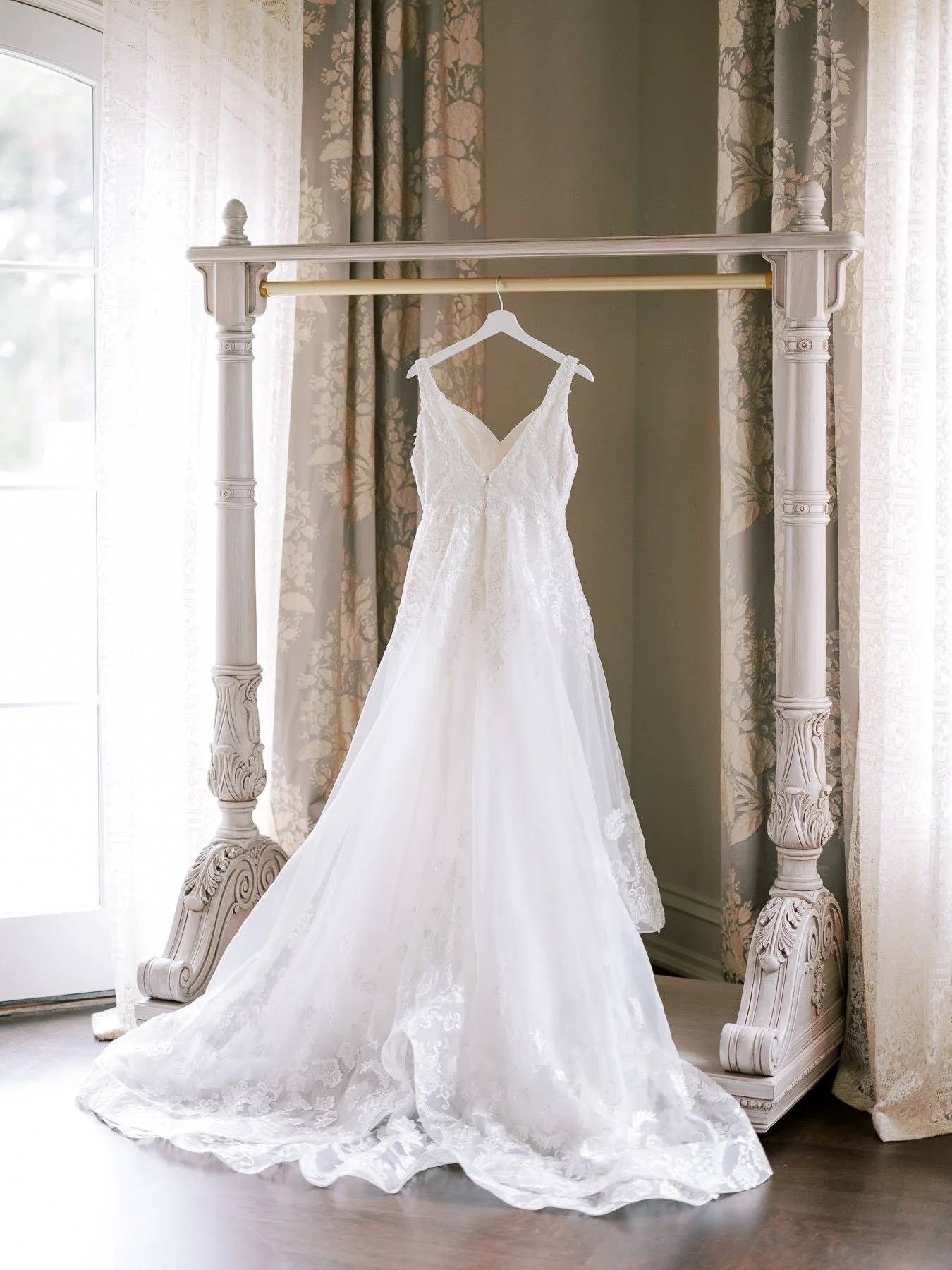 Park Chateau Wedding by Michelle Lange Photography-14.jpg