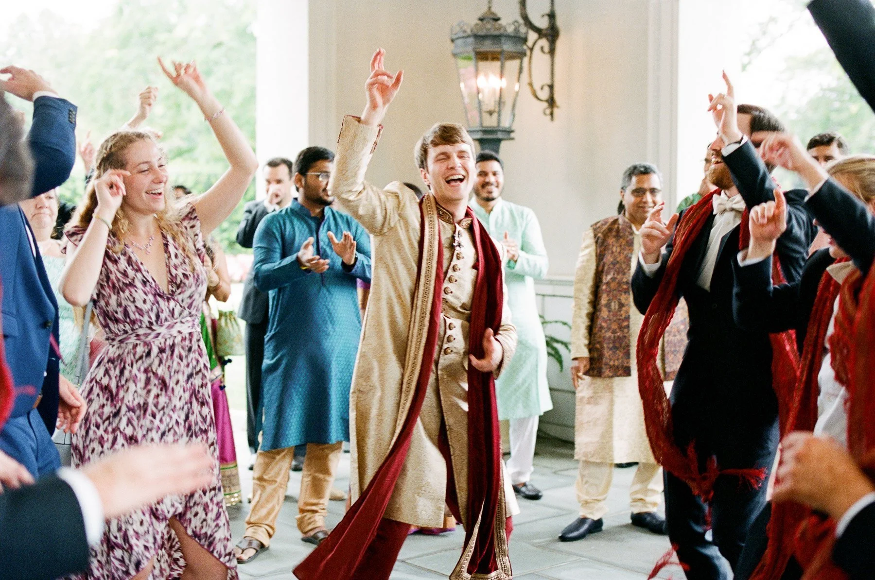 Park Chateau Wedding by Michelle Lange Photography-30.jpg