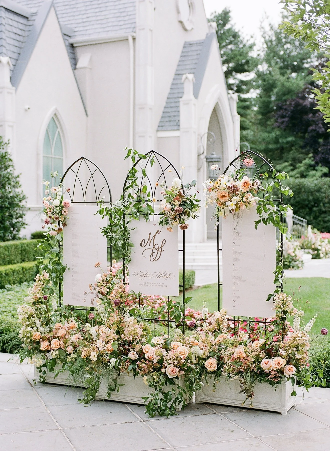 Park Chateau wedding featuring Blue Pansy Floral Design, Amorette Events and Inquisited Invitations featured in Martha Stewart Weddings