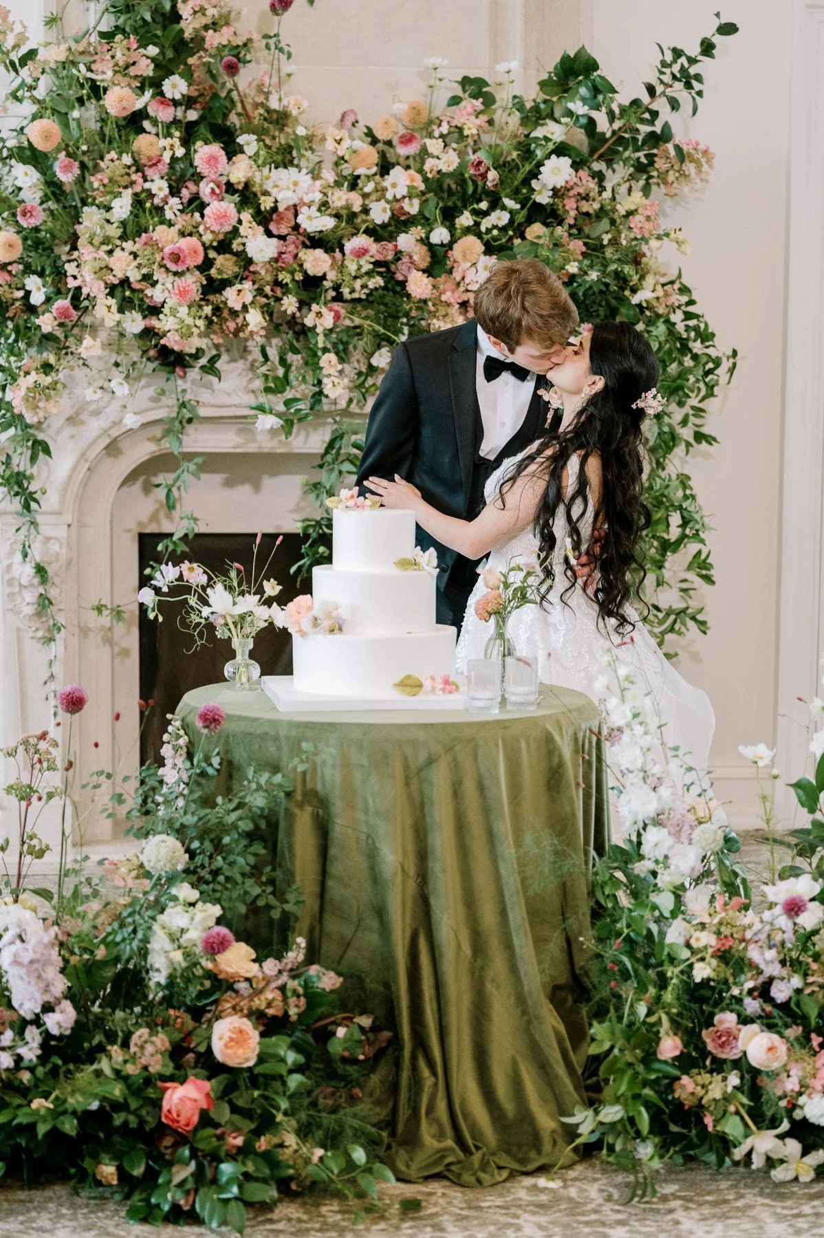 Park Chateau Wedding by Michelle Lange Photography-100.jpg