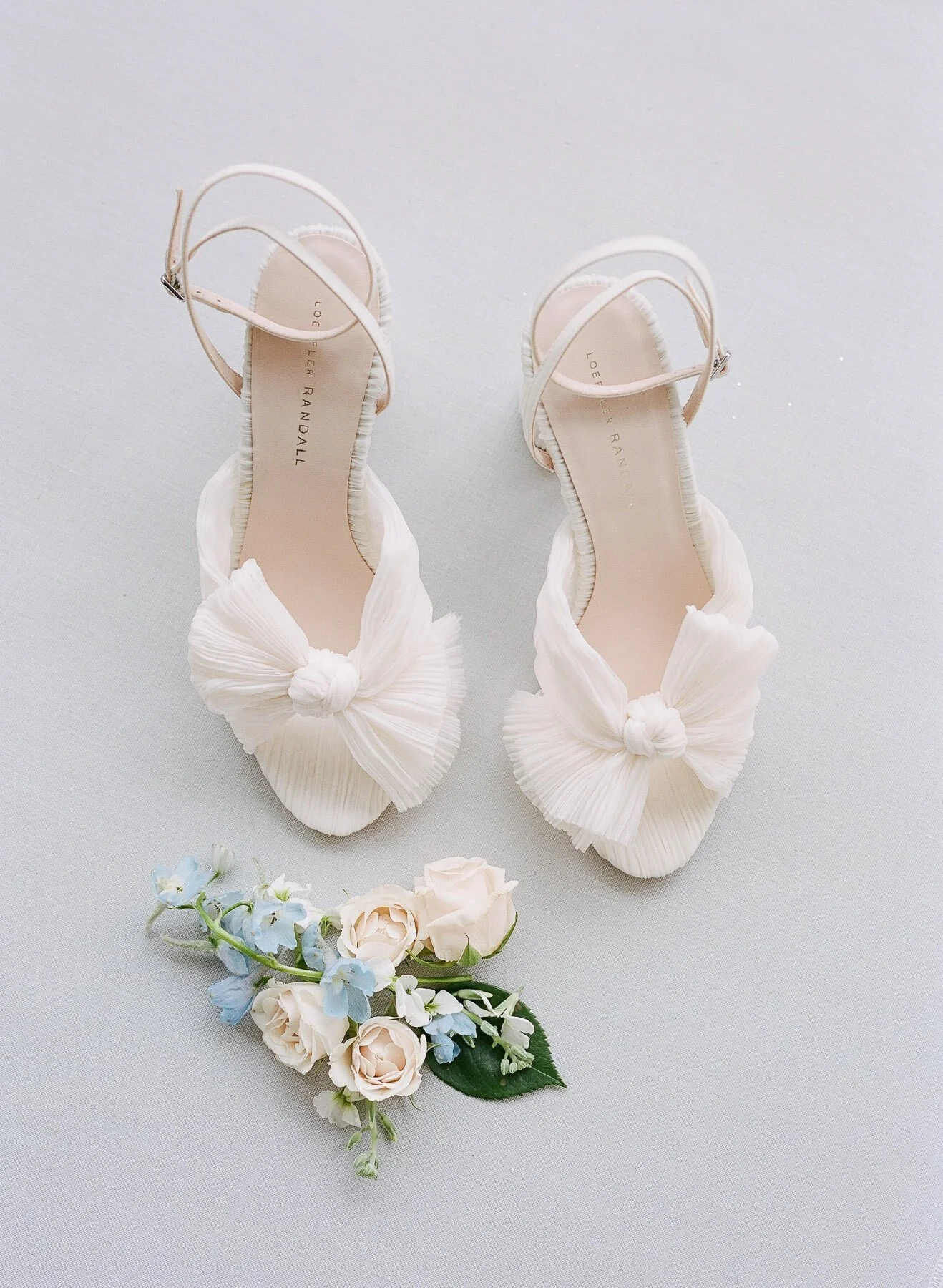 Lake Chautauqua Institution Wedding by Michelle Lange Photography-5.jpg