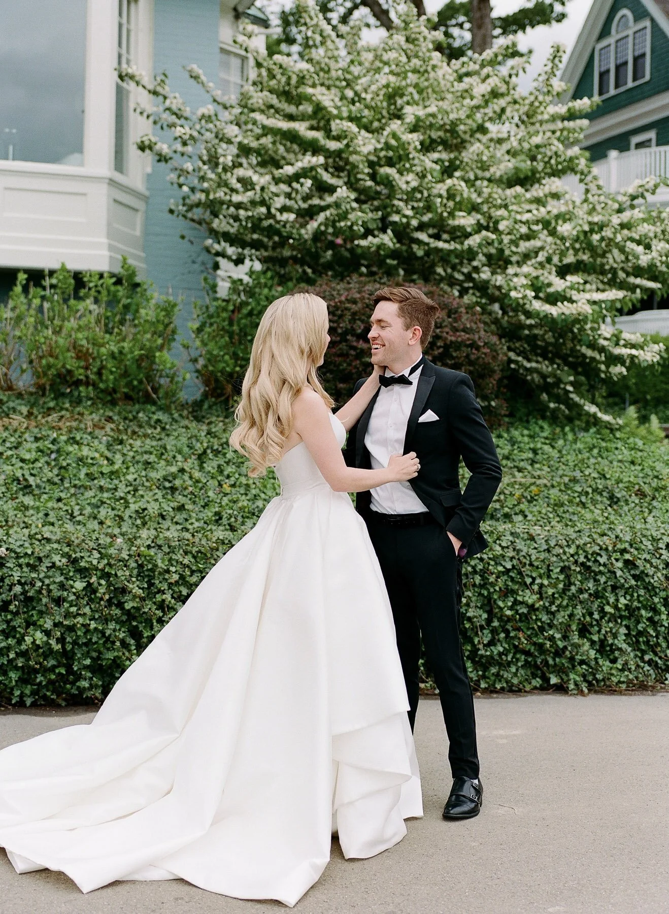 Lake Chautauqua Institution Wedding by Michelle Lange Photography-10.jpg