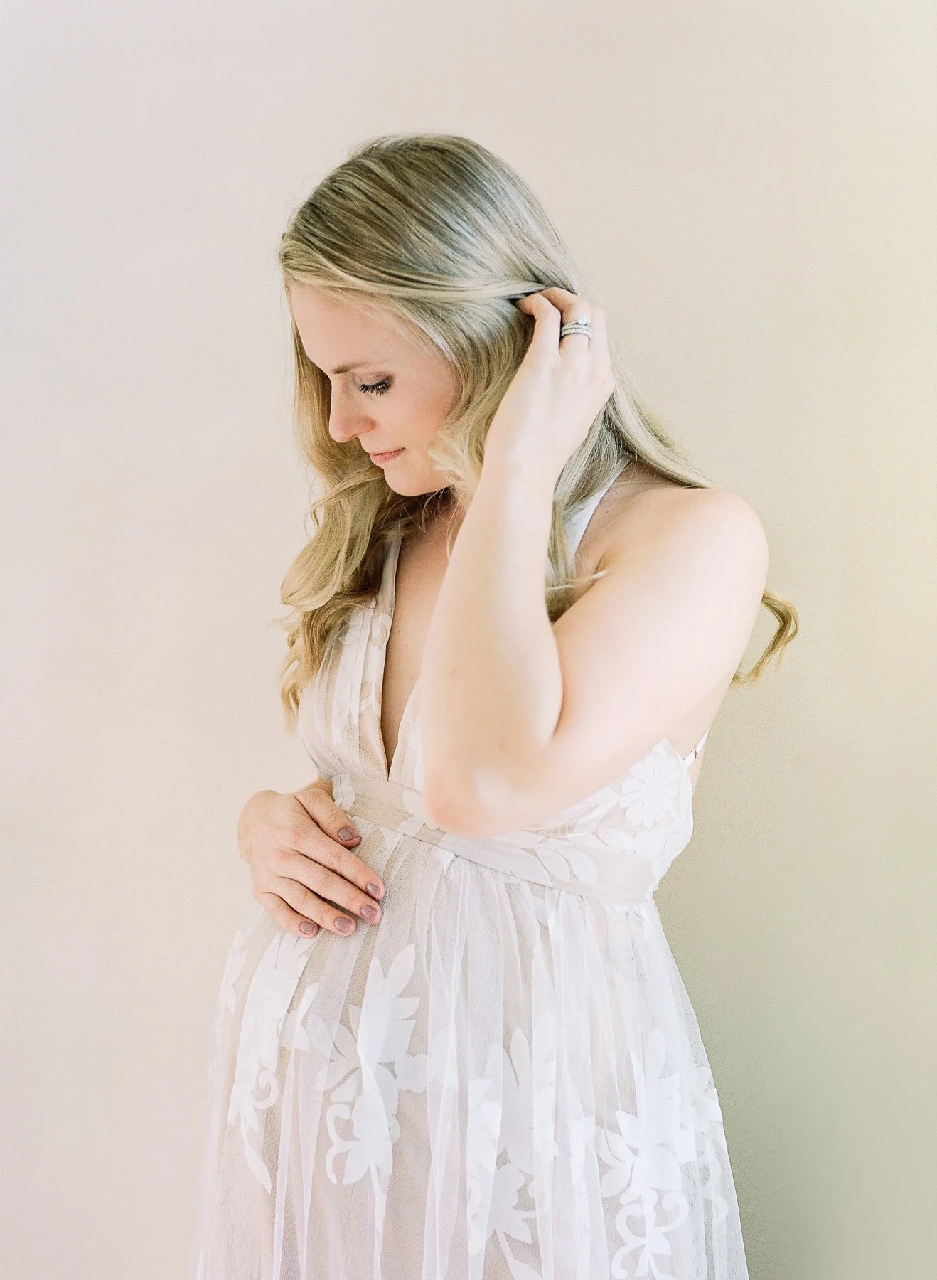 Schanz Maternity by Michelle Lange Photography-2.jpg