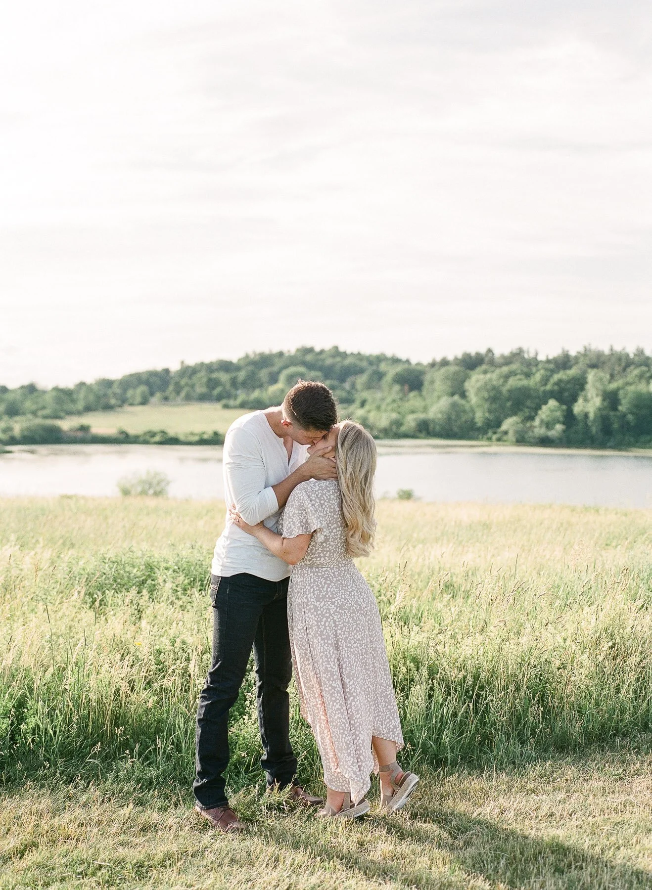 Bishop Engagement Photographer-16.jpg