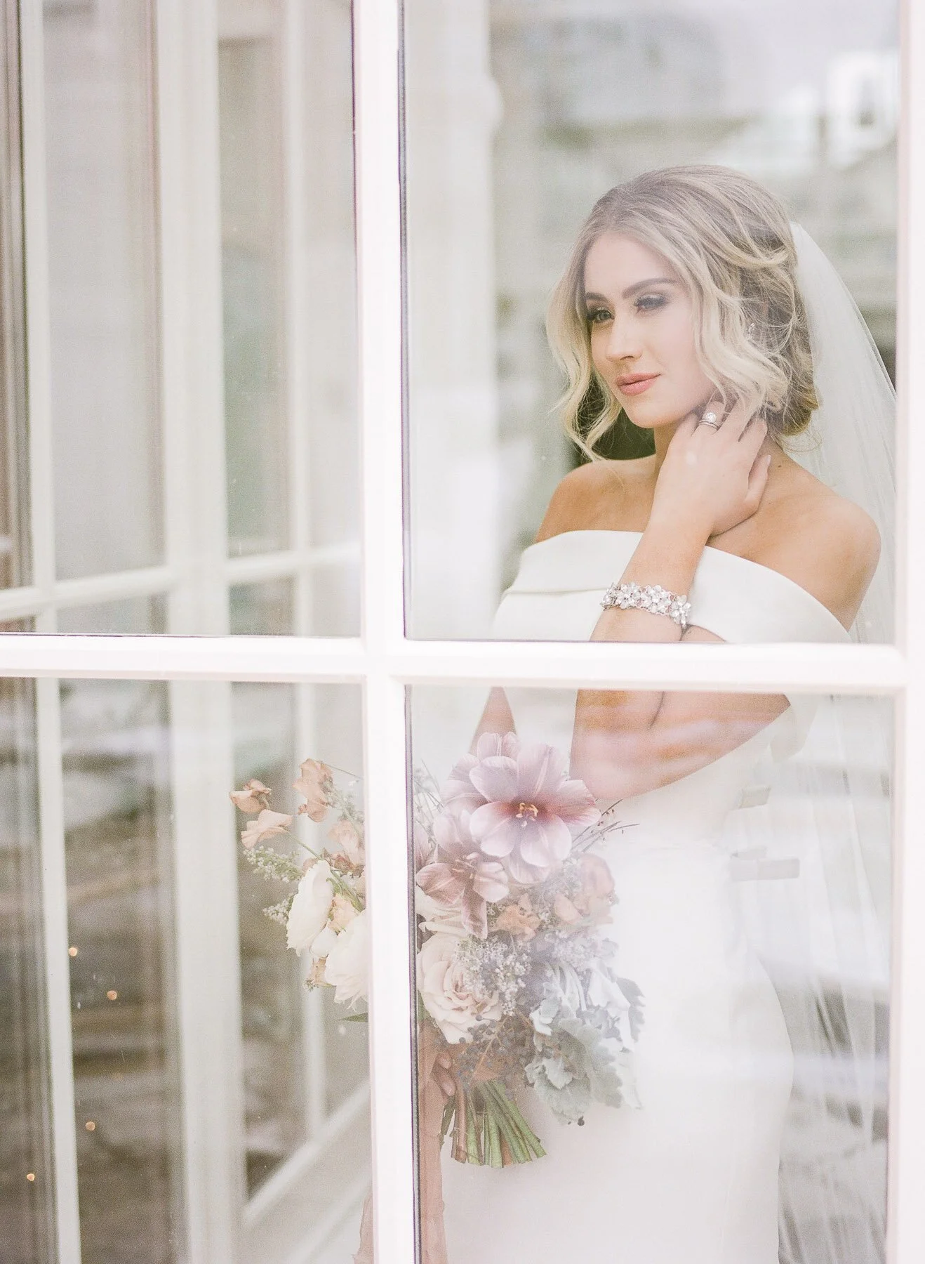 Kelly Strong Events Lily Saratoga Olive and June Floral Co True Beauty Co Ink Revival 