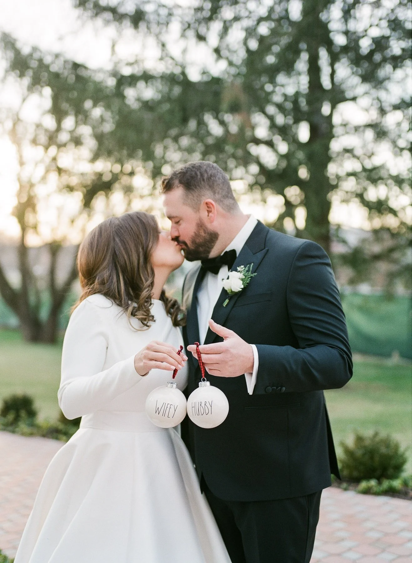 Ryland Inn Winter Wedding by Michelle Lange Photography-35.jpg