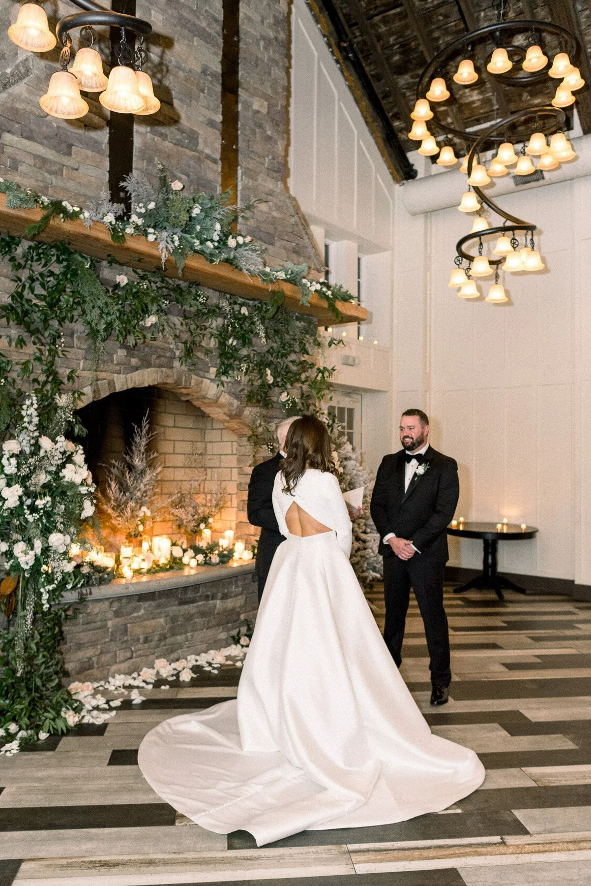 Ryland Inn Winter Wedding by Michelle Lange Photography-45.jpg