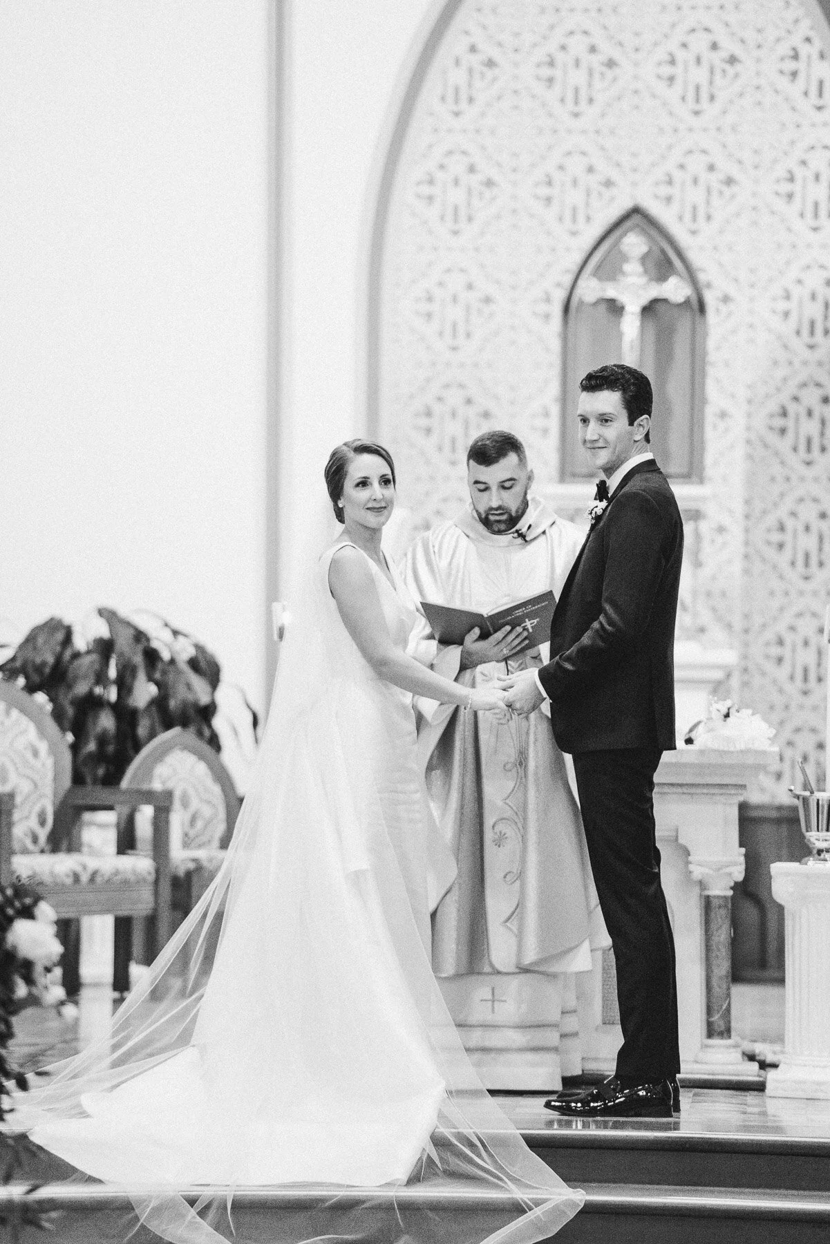 Ryland Inn Grand Ballroom Fall Wedding by Michelle Lange Photography-34.jpg