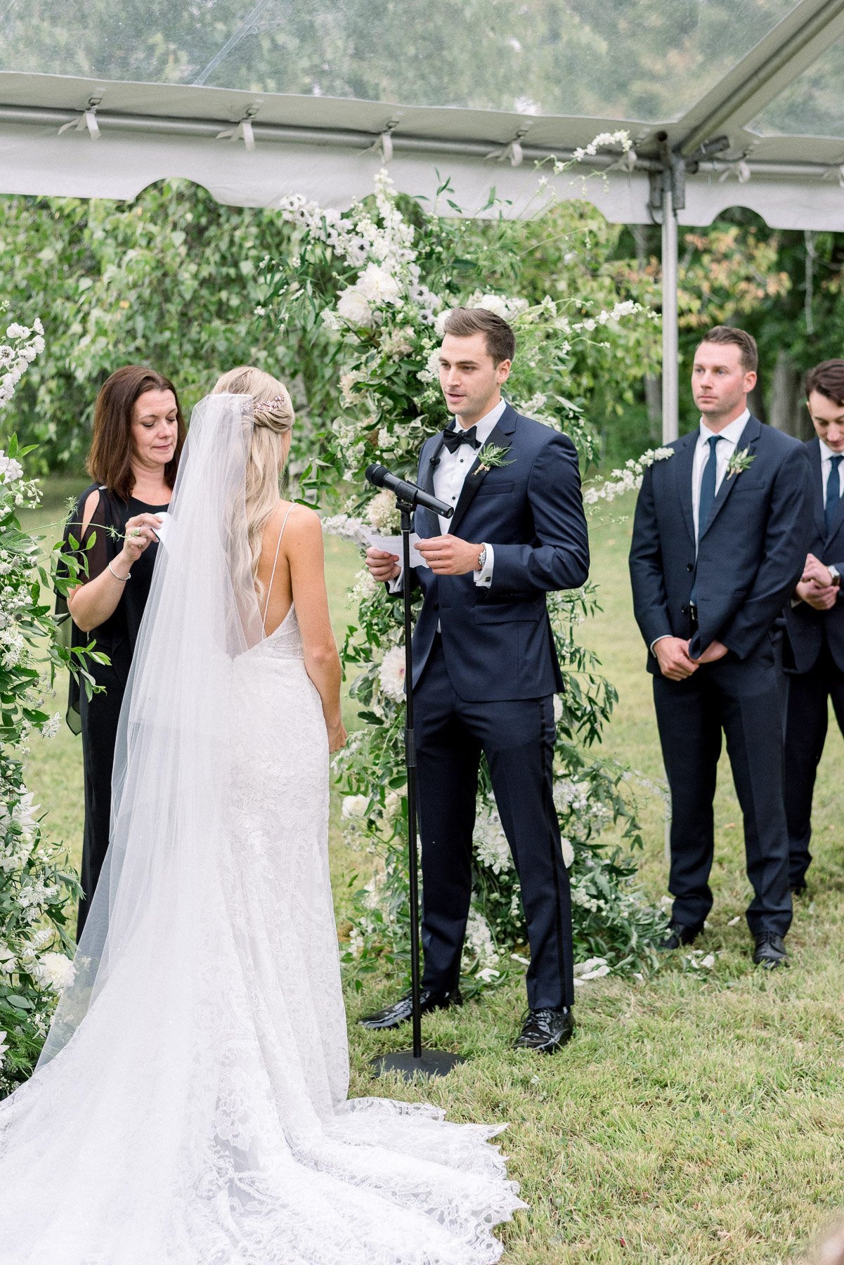 Private Island Upstate NY Wedding by Michelle Lange Photography-40.jpg