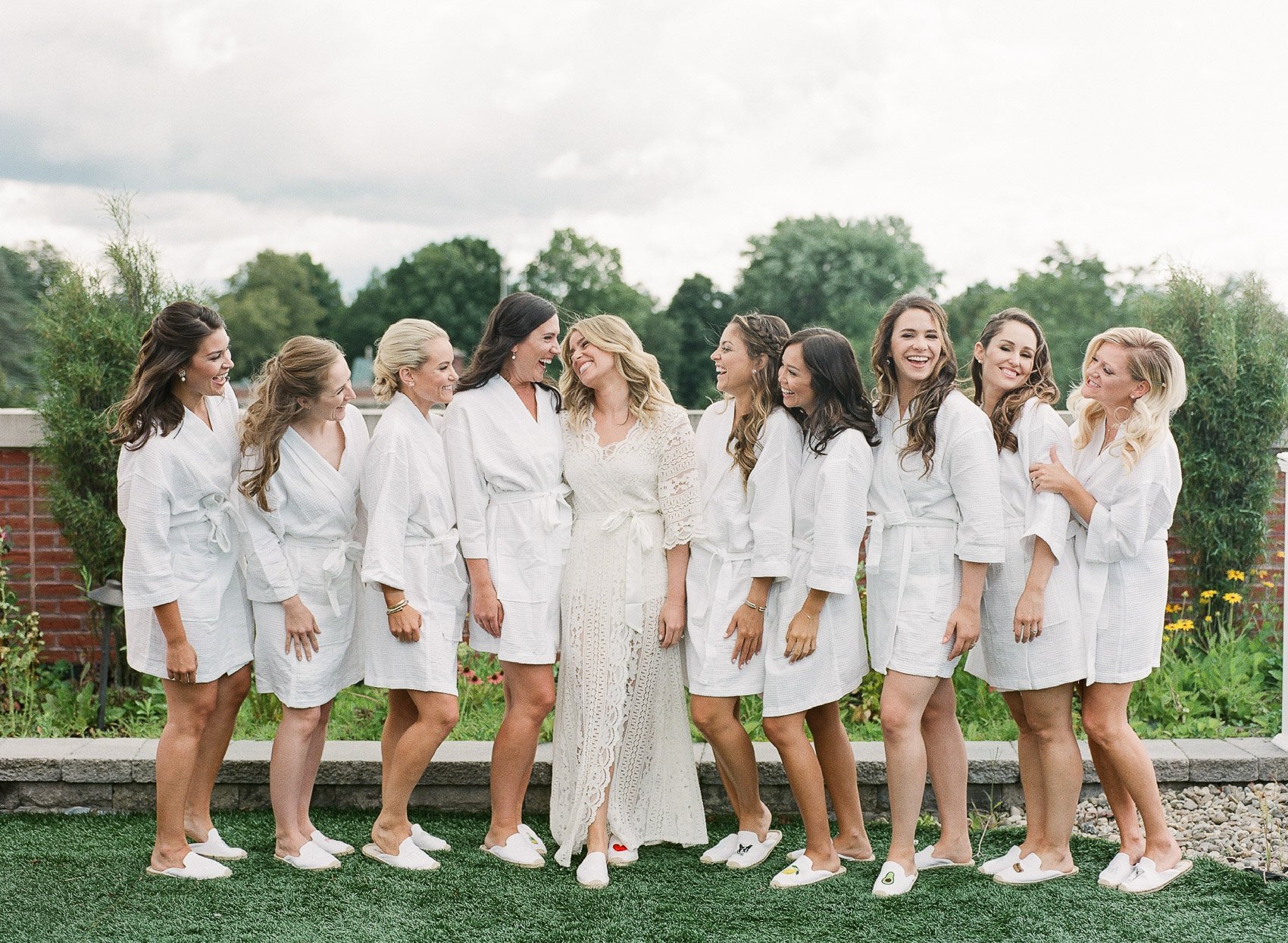 Bridesmaids Getting Ready in Saratoga Springs Pavillion Grand HOtel