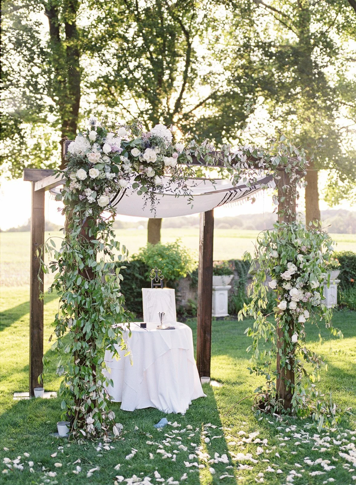 Twisted willow flowers at Hotel du Village wedding in New Hope PA