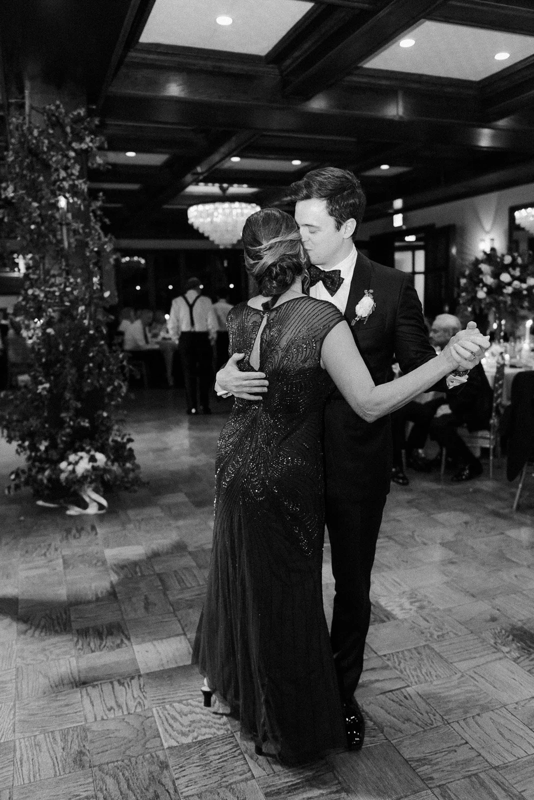 Bahr Wedding by Michelle Lange Photography-77.jpg