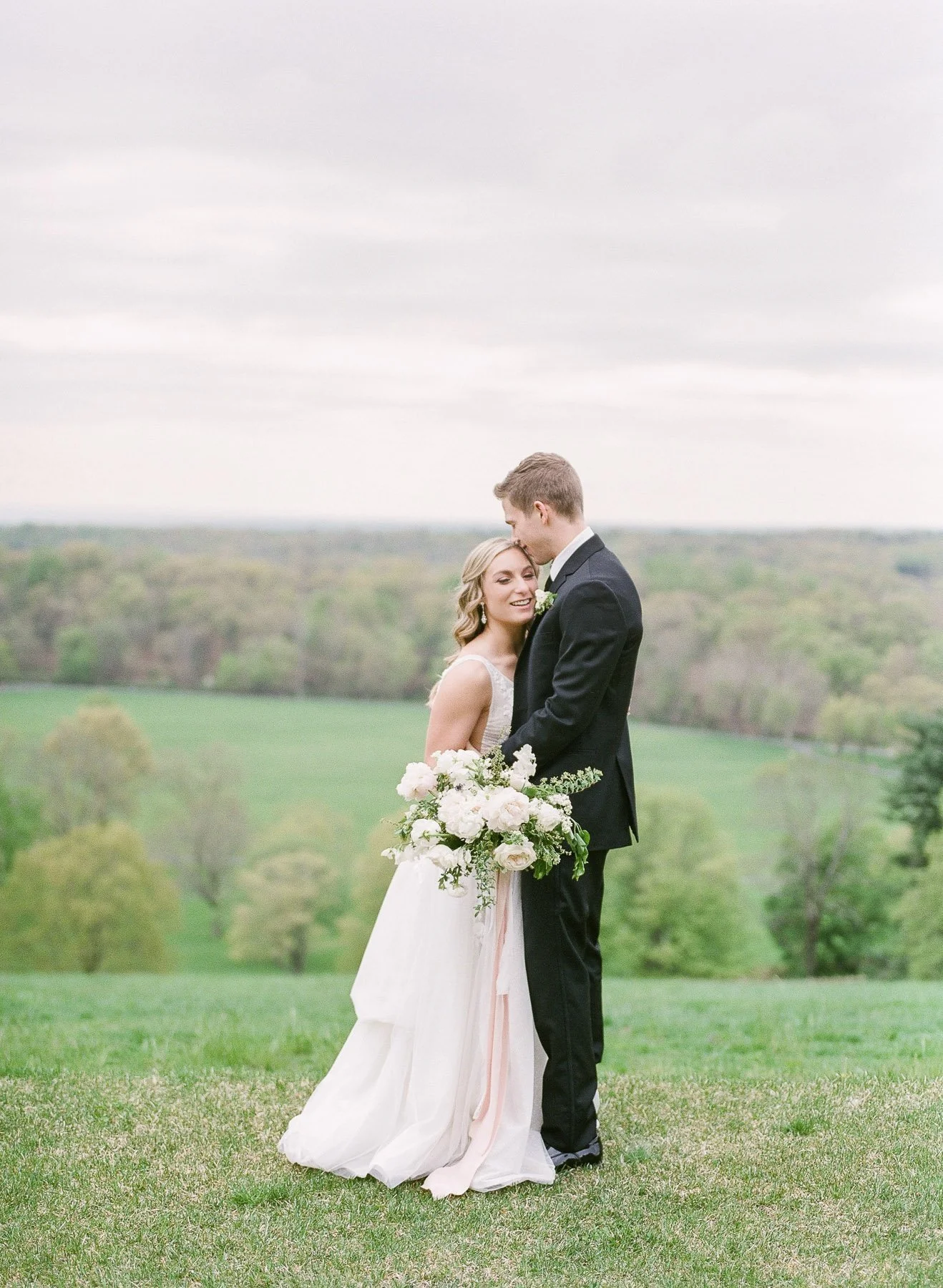 Hilltop wedding in NJ