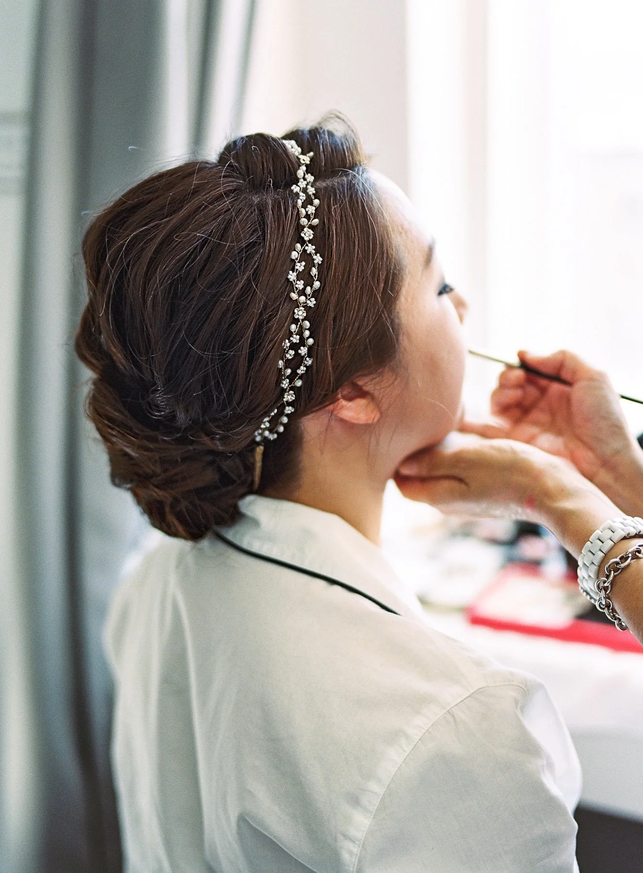 Bride Getting Ready Photo