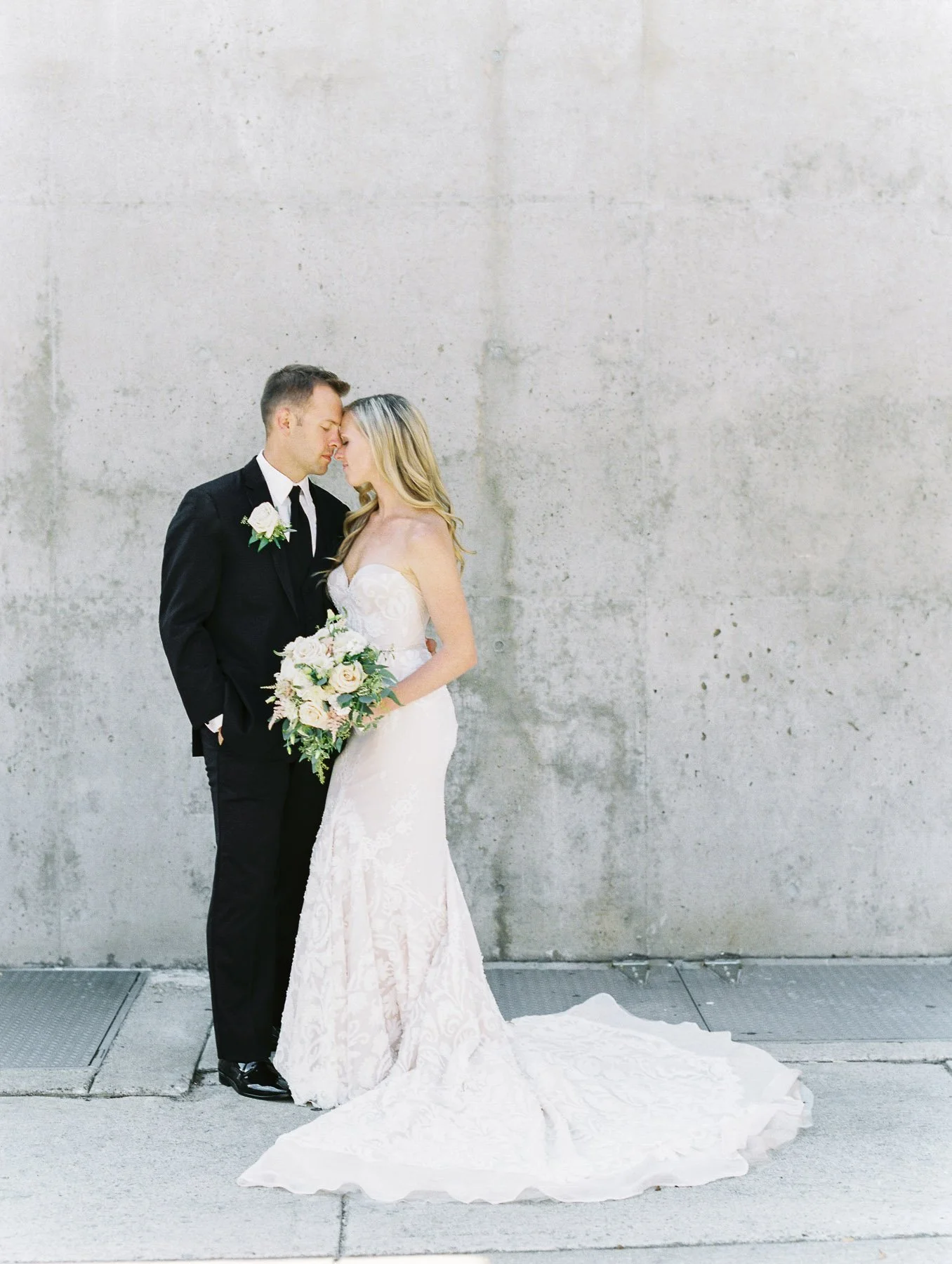 Grand Rapids Michigan Wedding Photographer-14.jpg