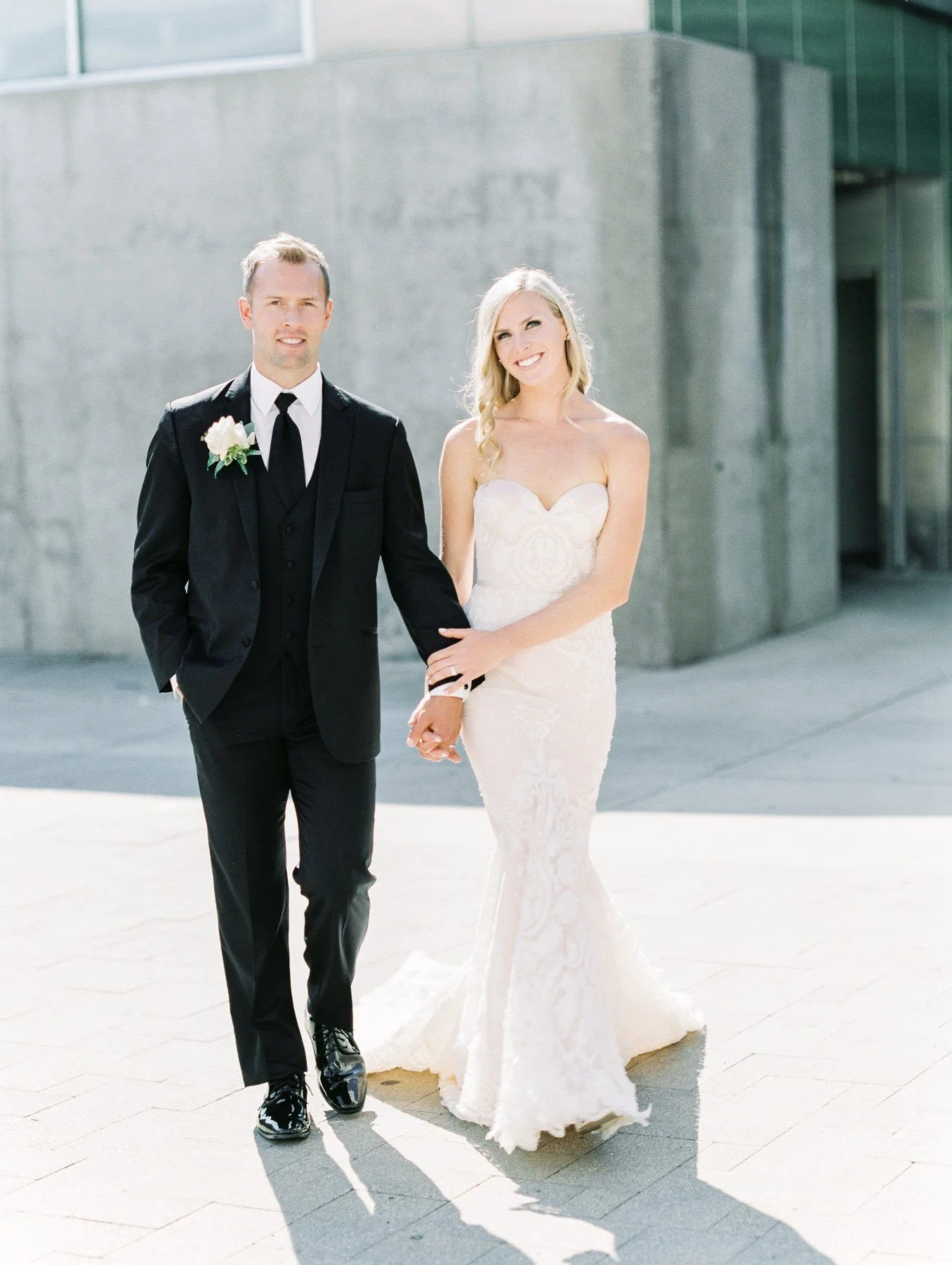 Grand Rapids Michigan Wedding Photographer-17.jpg