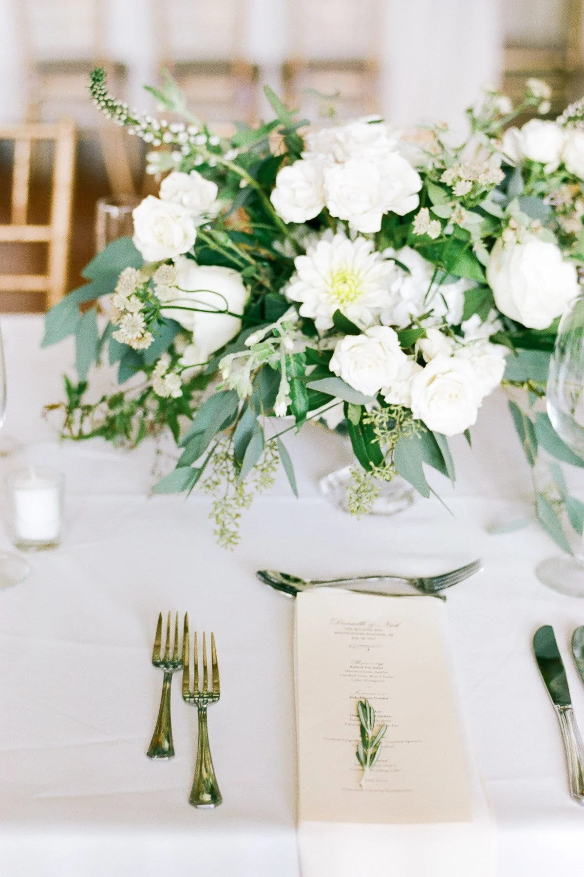 White and green organic tablescape