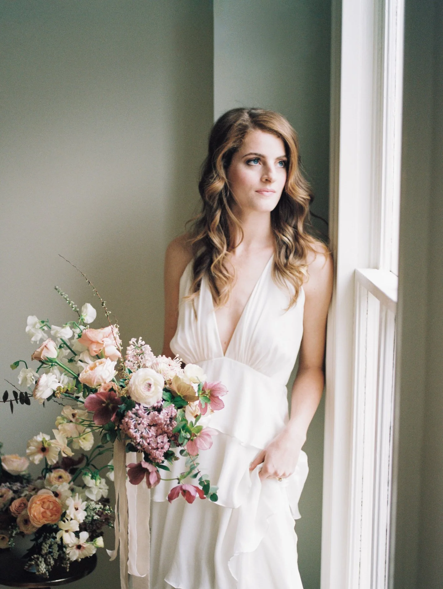 Alexandra Grecco wedding gown and Ava Flora bouquet