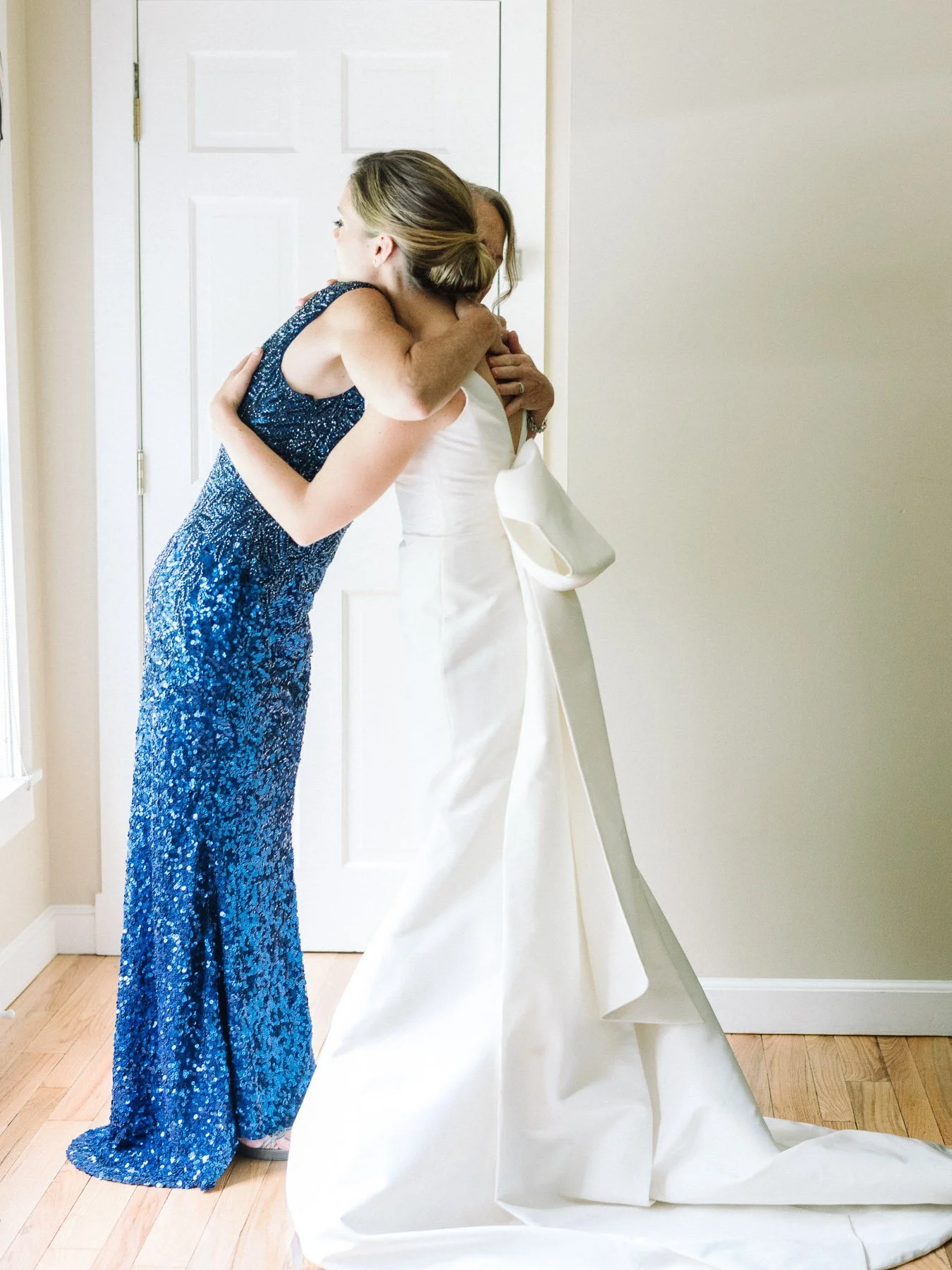 Manchester Vermont Wedding Bride Wearing Carolina Herrera