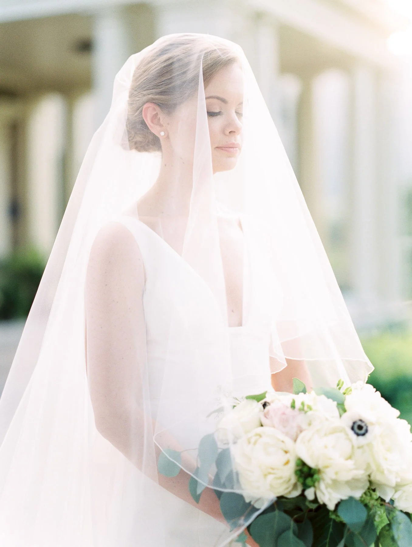 Manchester Vermont Wedding Stunning Bride in Veil