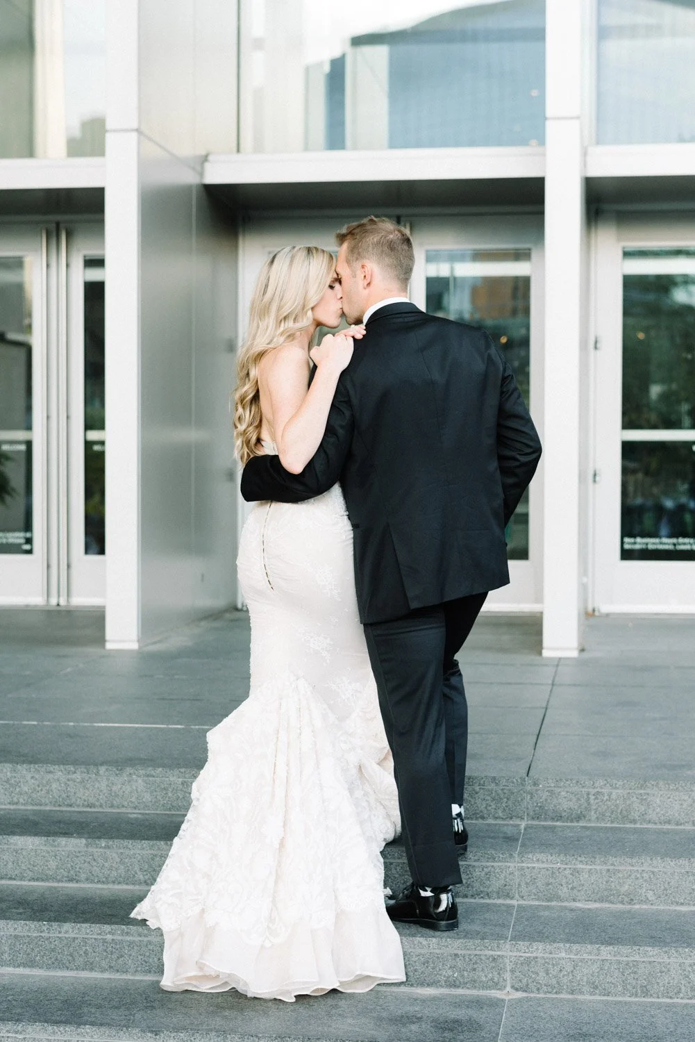 Grand Rapids Michigan Wedding by Michelle Lange Photography-43.jpg