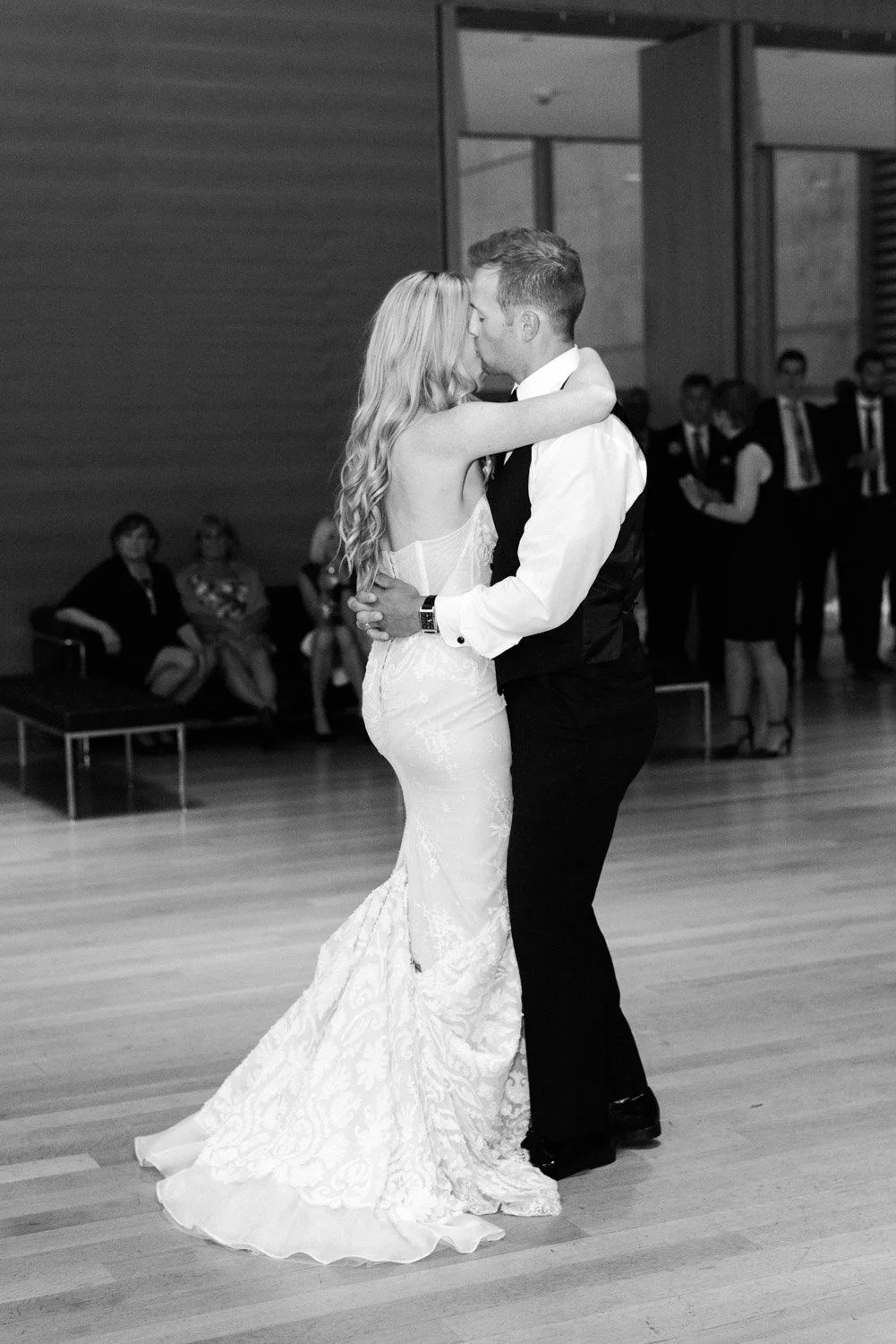 Grand Rapids Michigan Wedding by Michelle Lange Photography-60.jpg