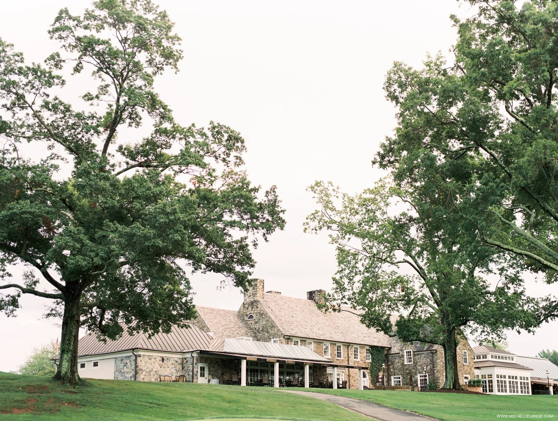 NJ Wedding Photographer at Fiddlers Elbow Country Club in Bedminster NJ