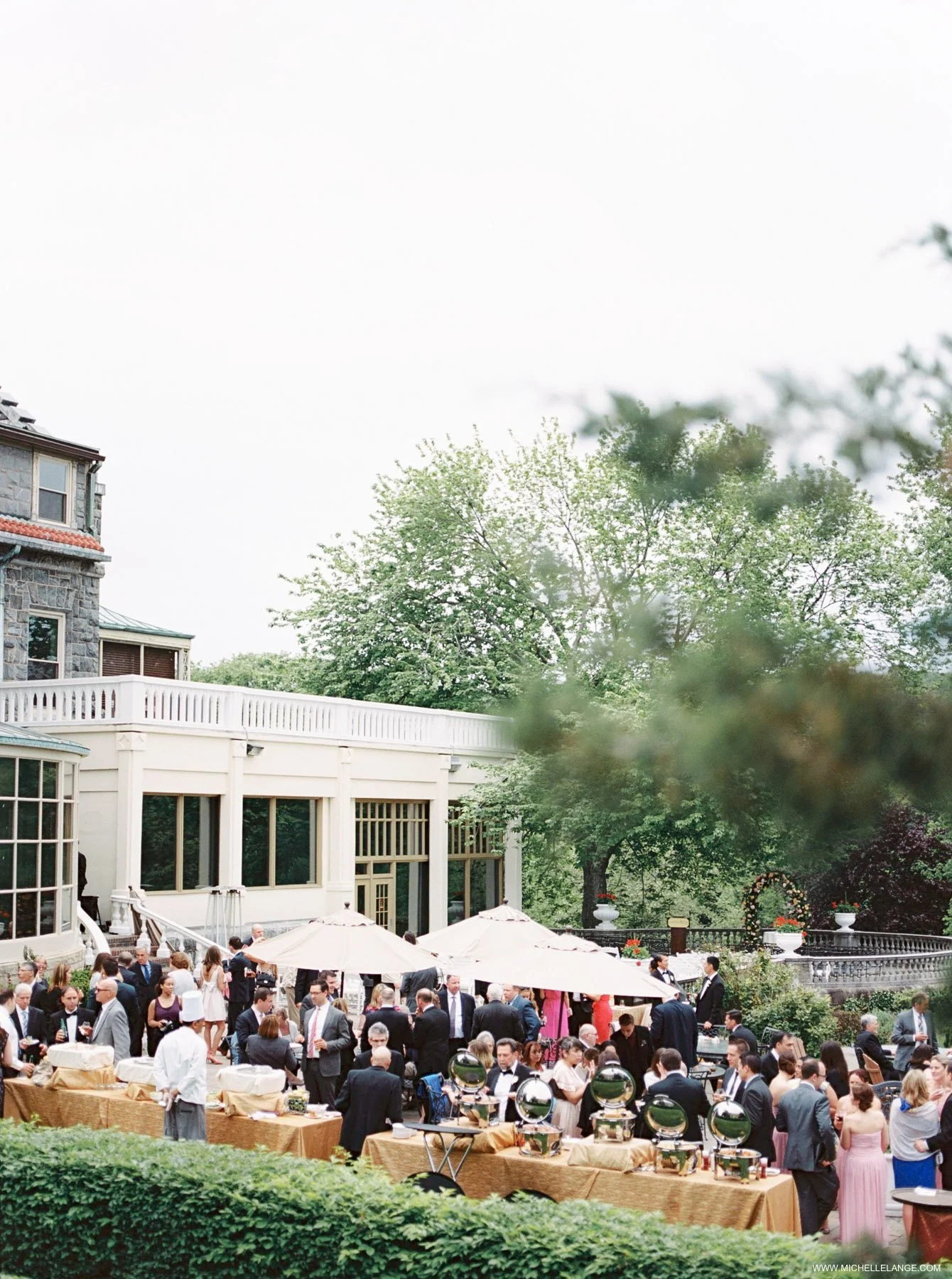 NY Wedding Photographer at Tarrytown Estate