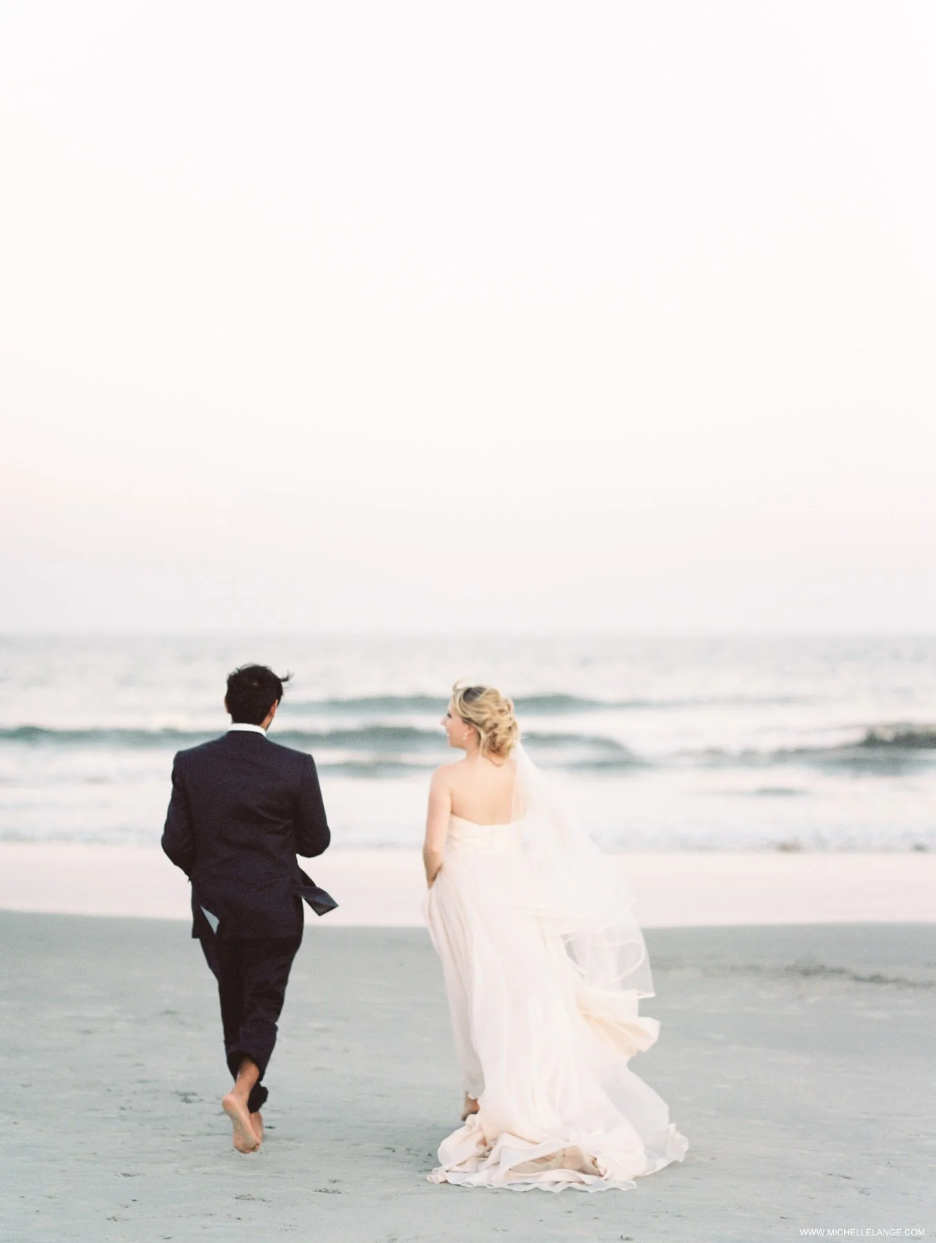 Cape May NJ Wedding Photographer at Hotel Icona Diamond Beach