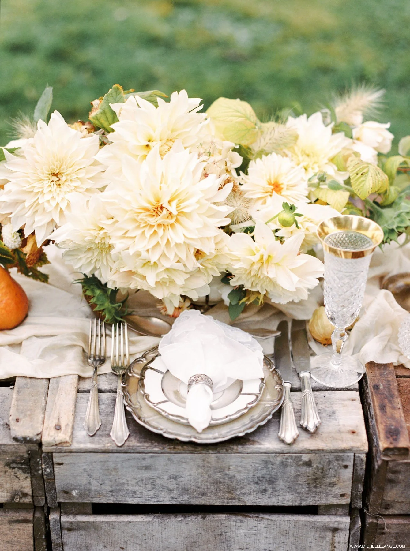 NJ Wedding and Editorial Photographer with Fleuropean, lovebirds.de and Victoria Ruesche