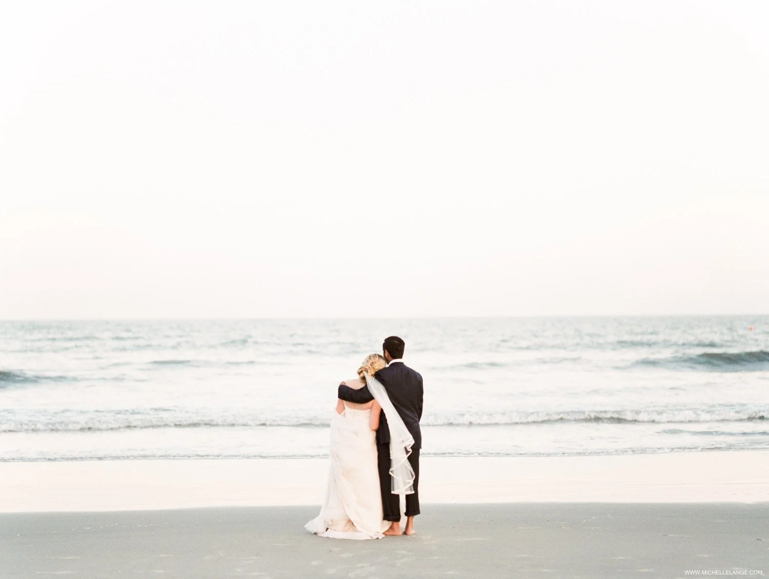 NJ Wedding Photographer at Hotel Icona in Cape May 