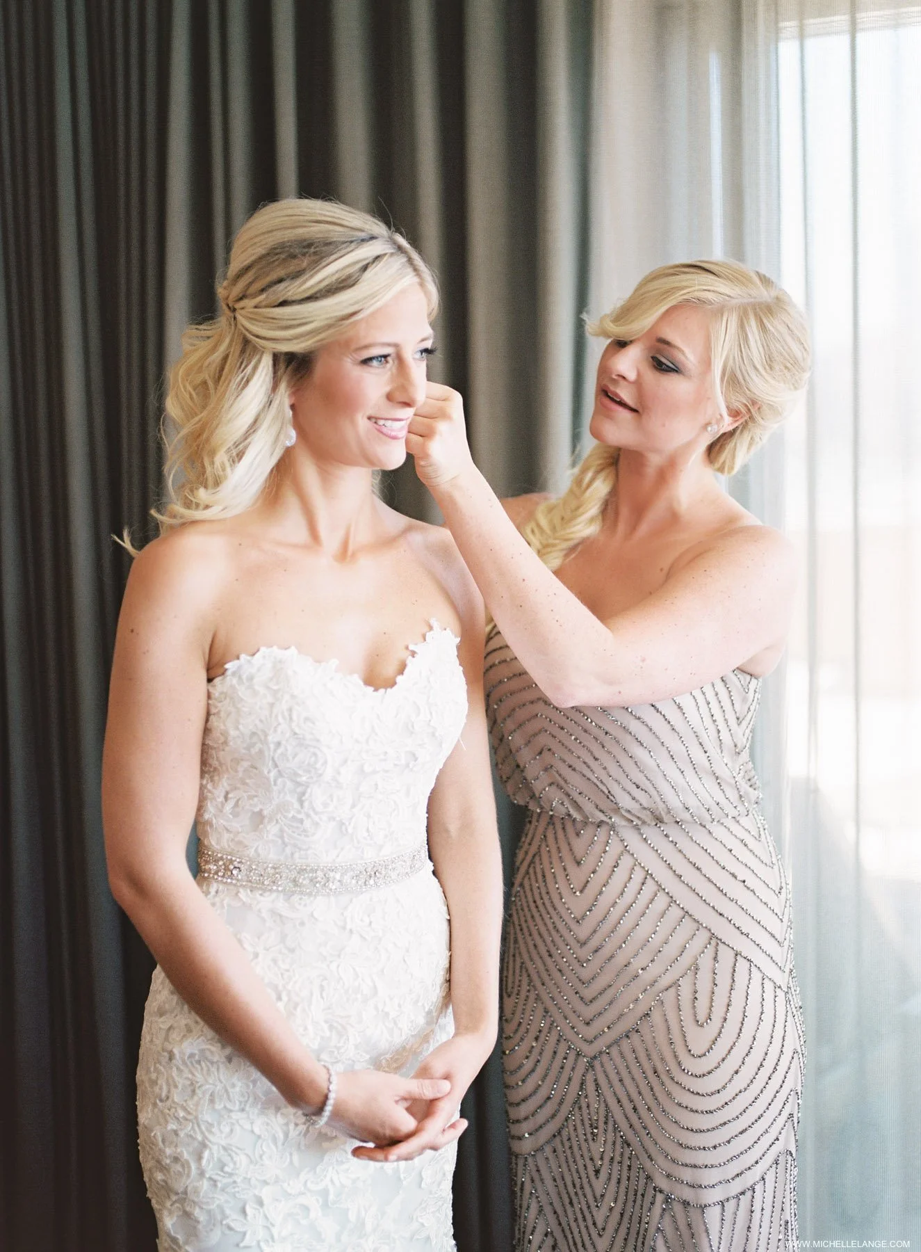 Liberty House Restaurant NJ Wedding Photographer