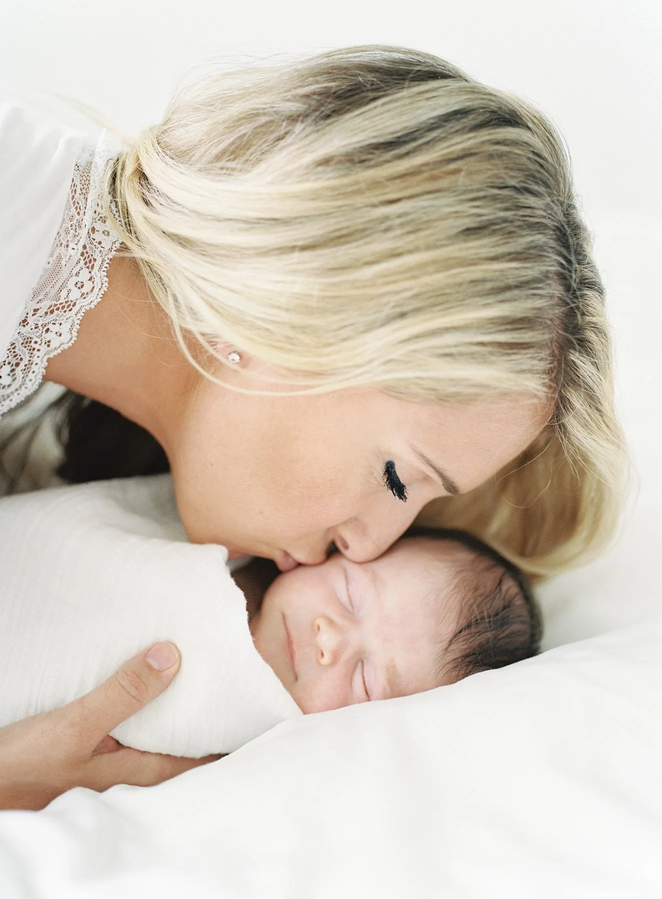 NYC and NJ Newborn Photographer-8.jpg