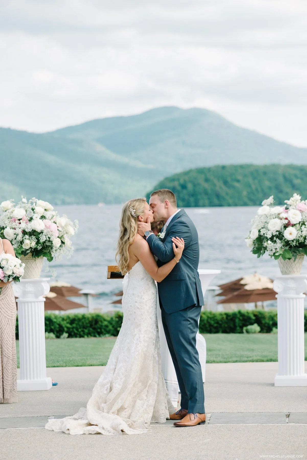 Sagamore Wedding by Michelle Lange Photography-18.jpg