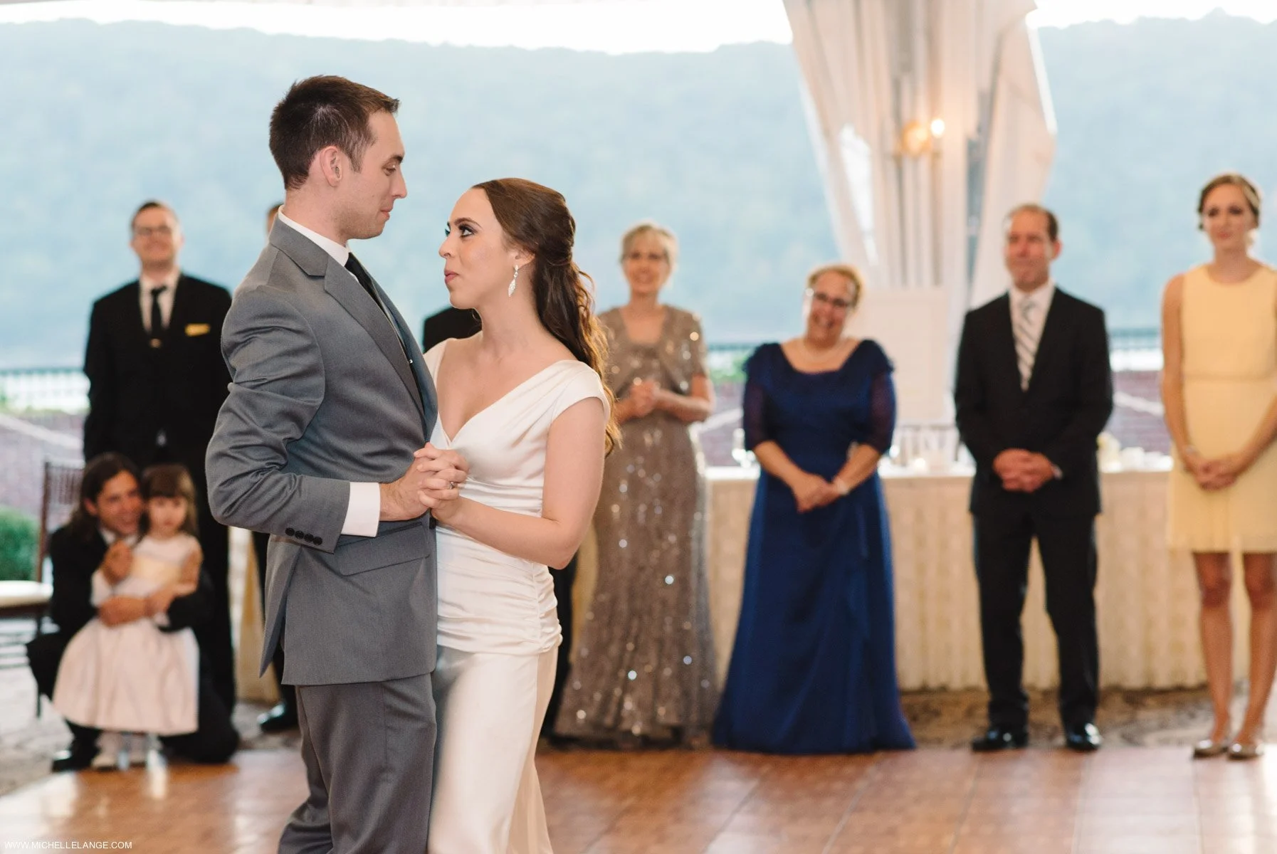 The Grandview on the Hudson New York Wedding Photographer