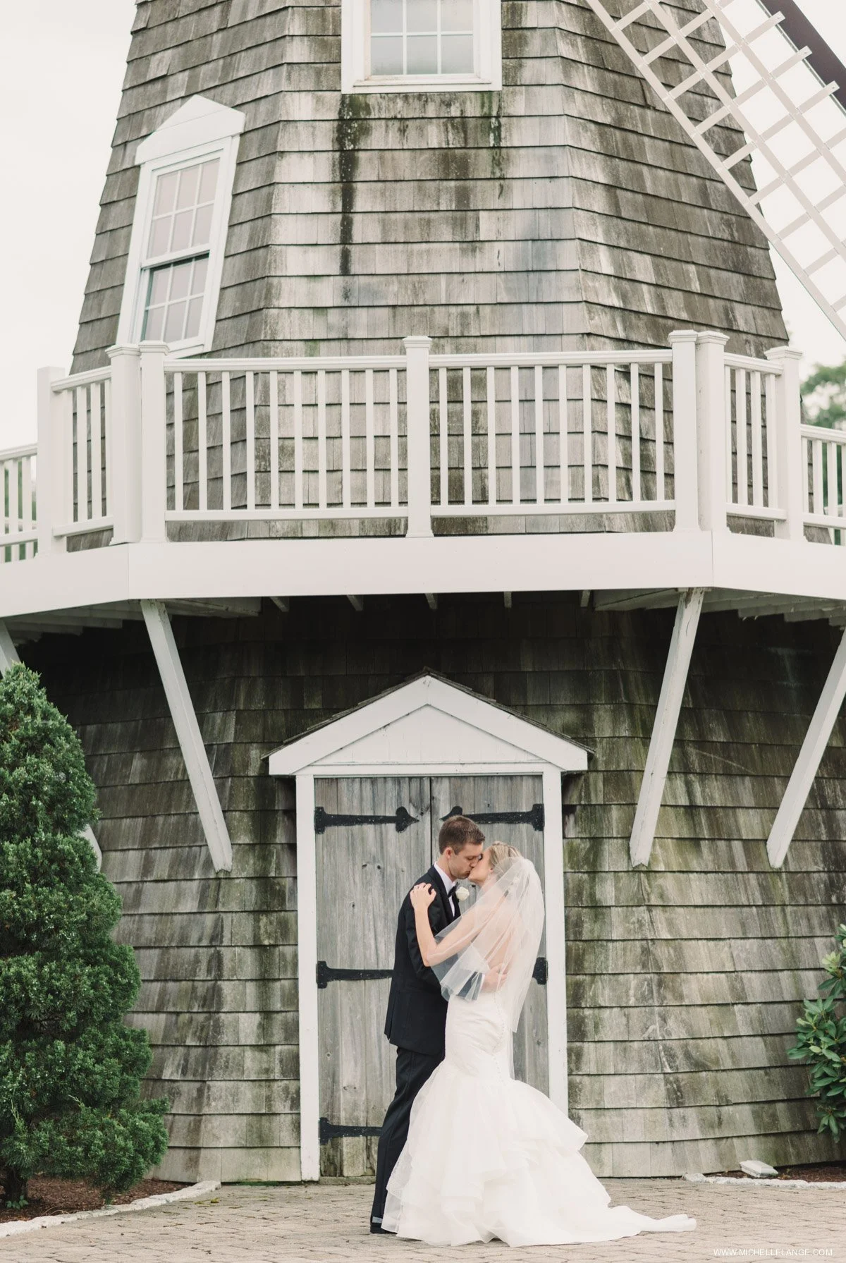 Aqua Turf Connecticut Wedding Photographer