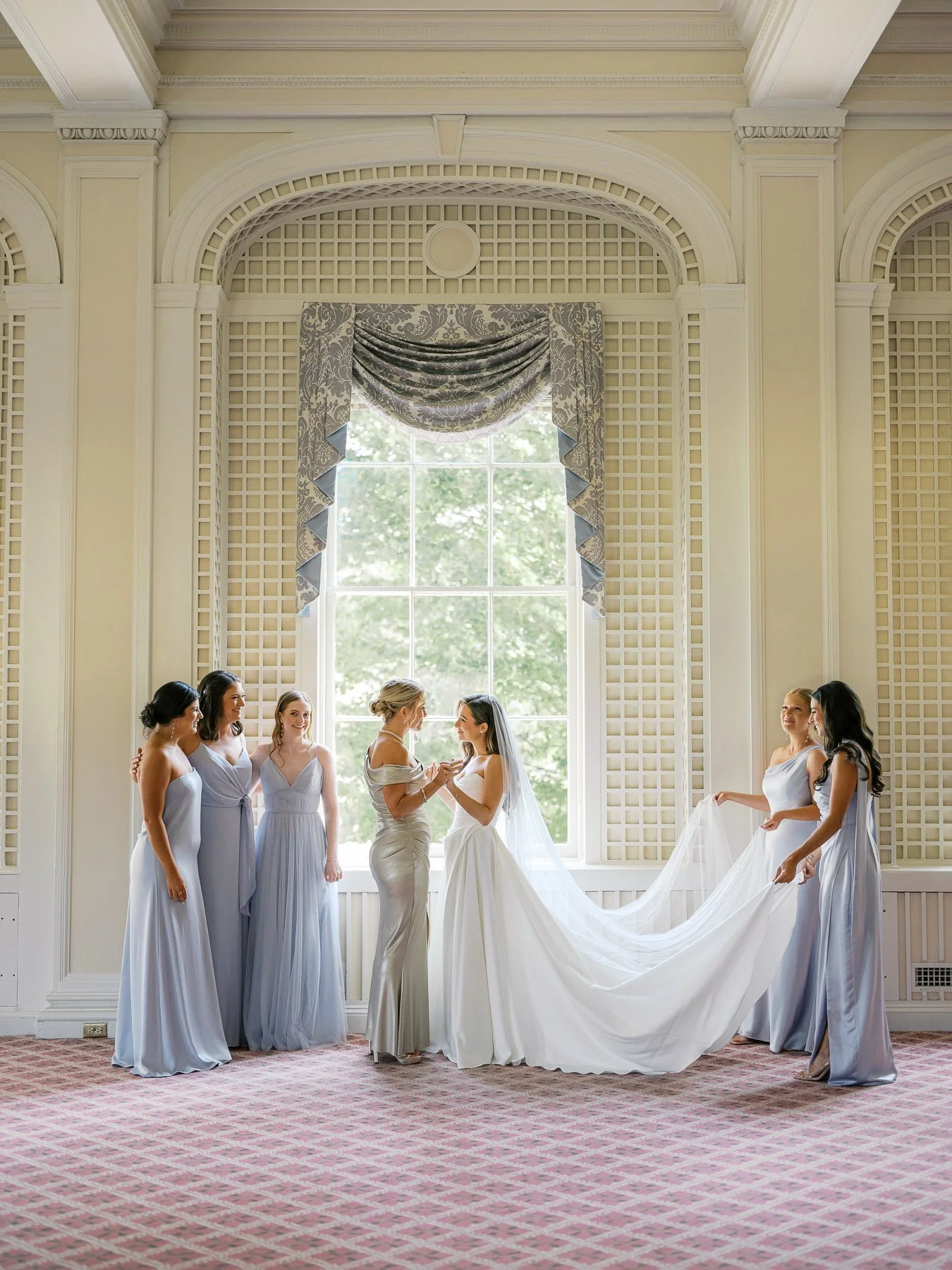 Otesaga Wedding by Michelle Lange Photography-33.jpg