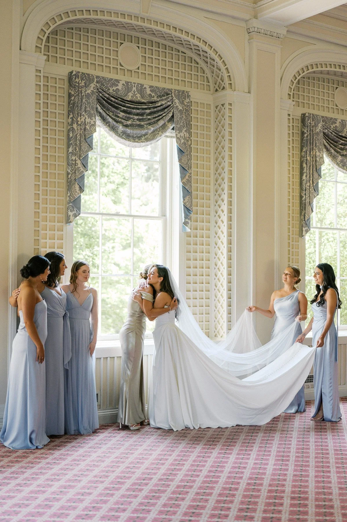 Otesaga Wedding by Michelle Lange Photography-37.jpg