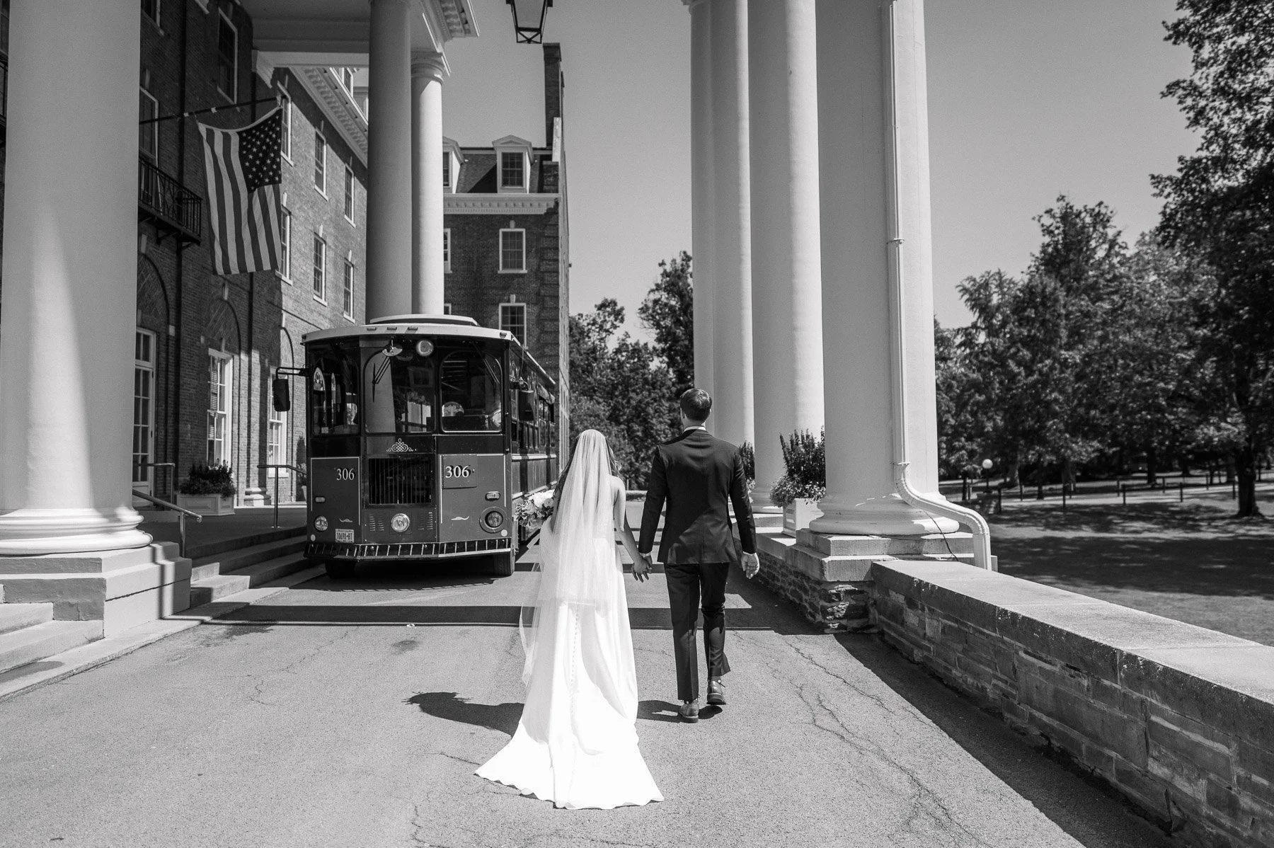 Otesaga Wedding by Michelle Lange Photography-79.jpg