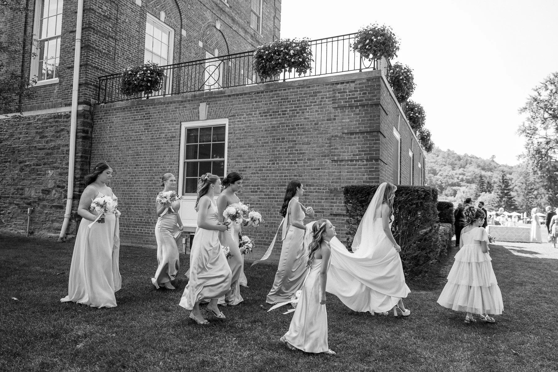 Otesaga Wedding by Michelle Lange Photography-107.jpg