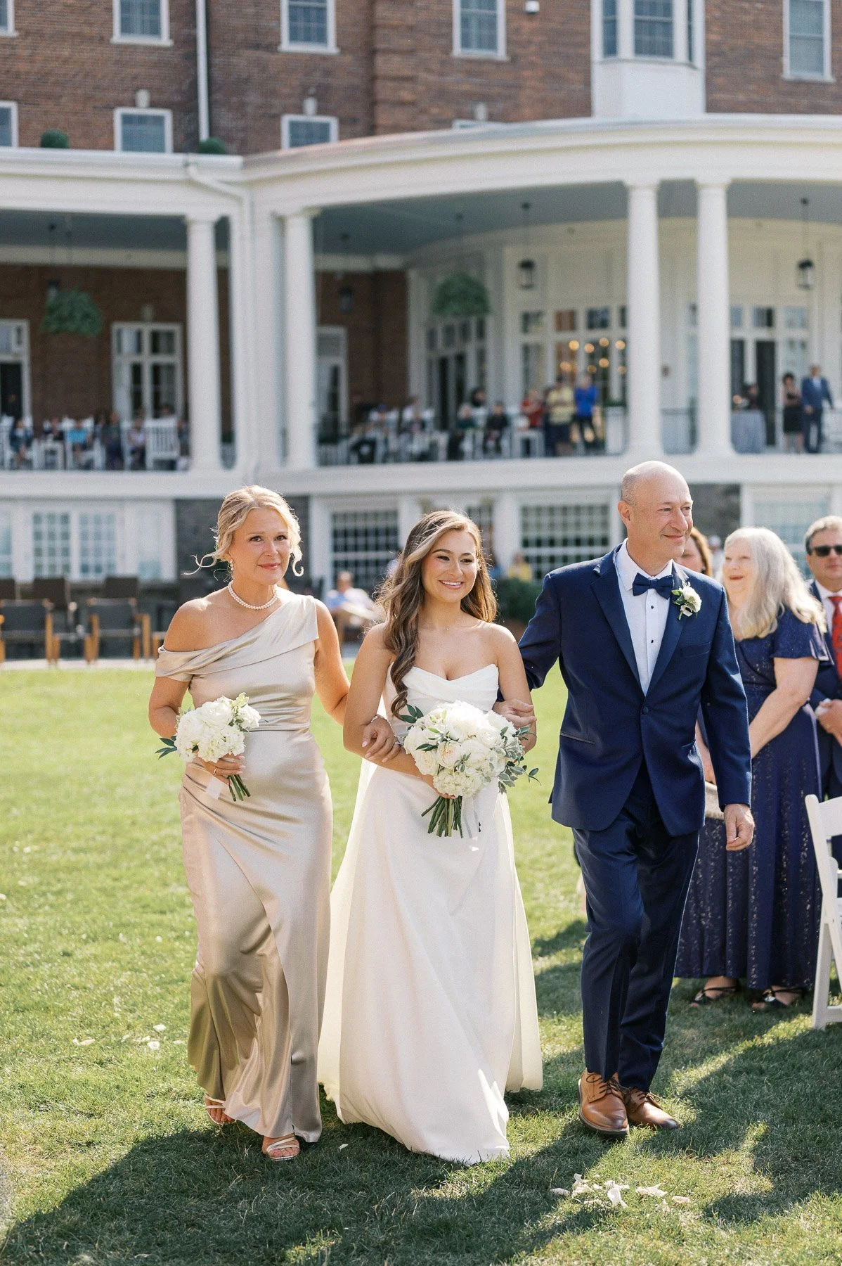 Otesaga Wedding by Michelle Lange Photography-118.jpg
